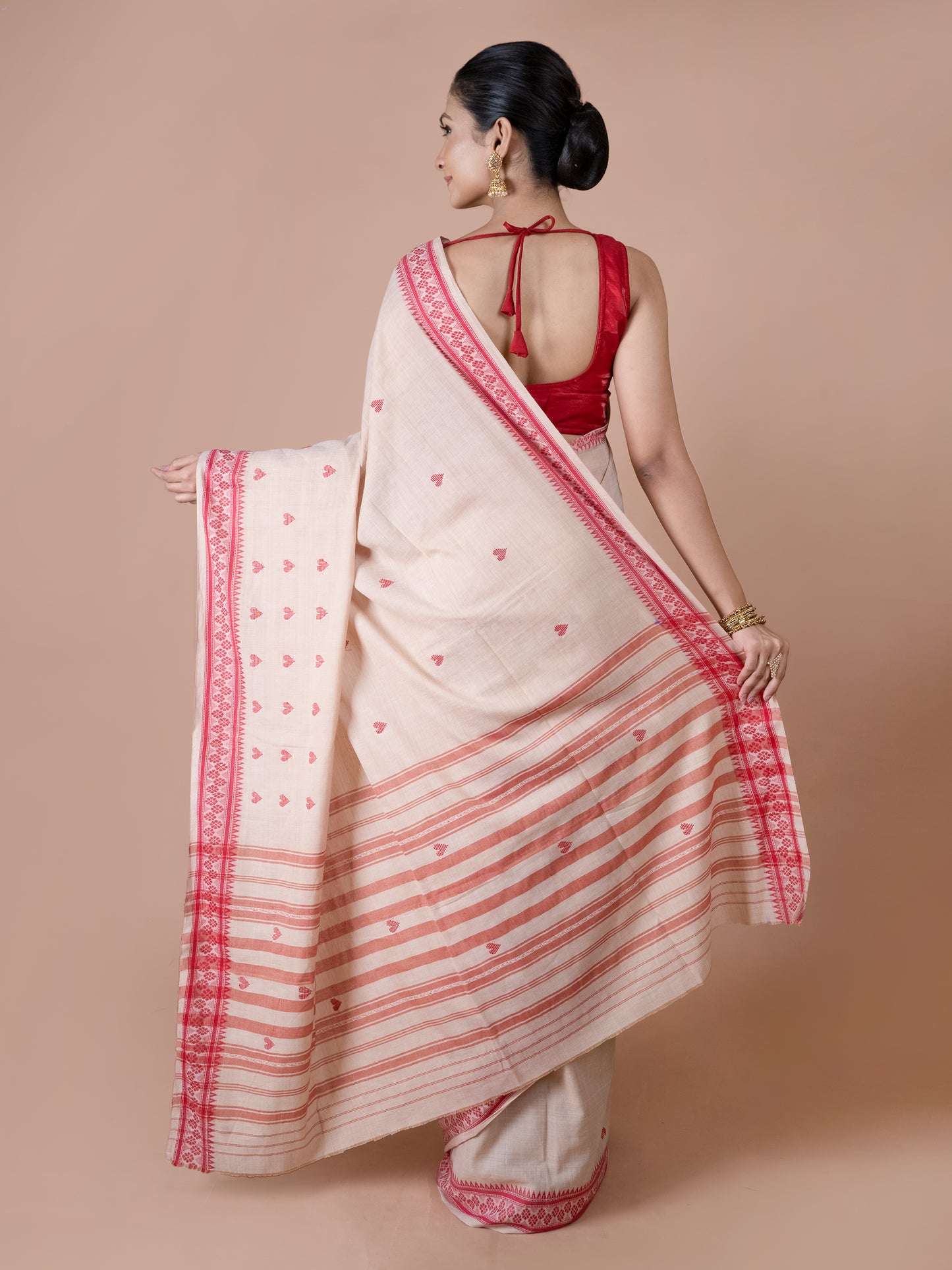 Sweet Heart off White & Pink Dhonekhali Saree