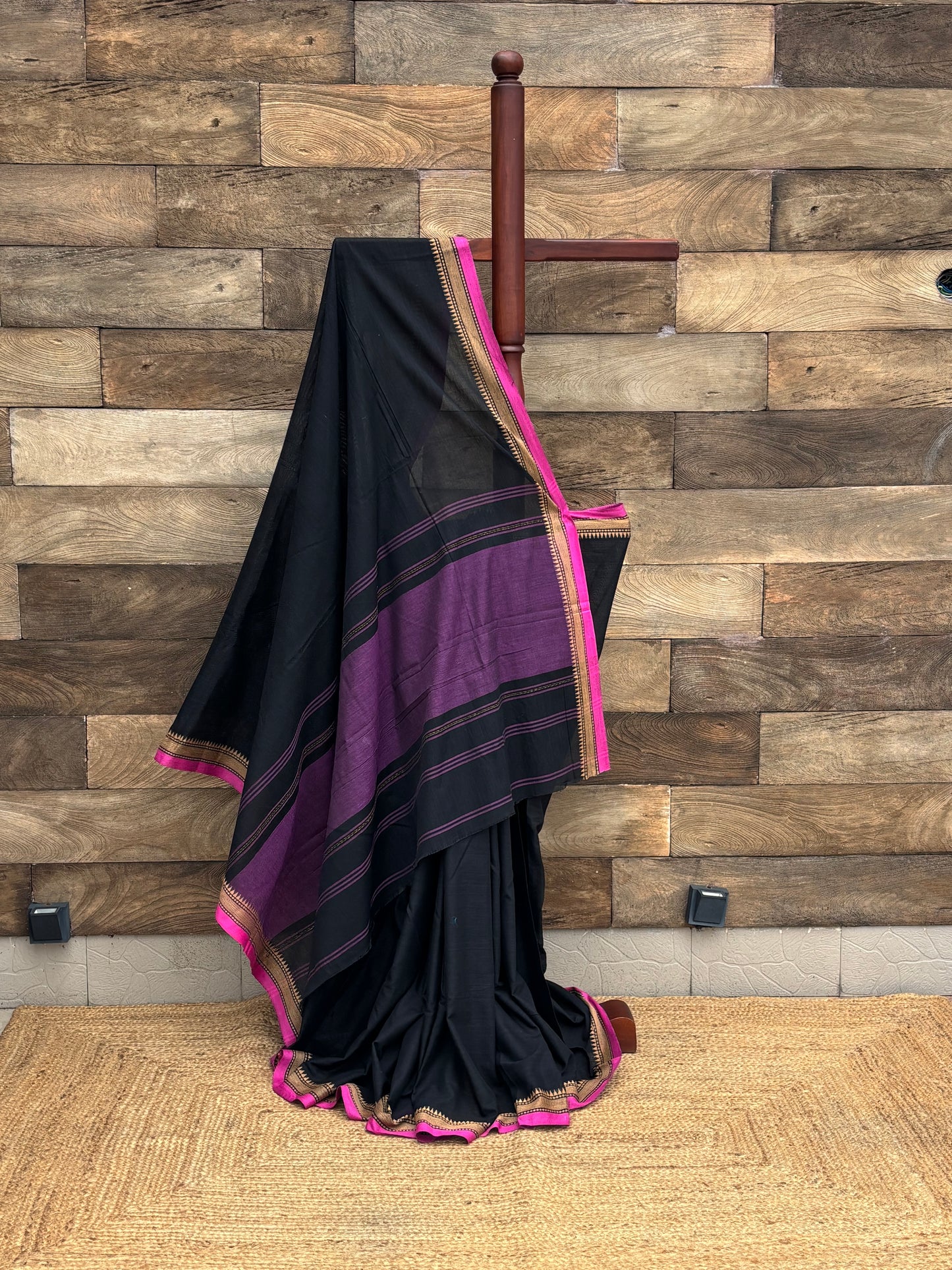 Black & Pink Dhonekhali Pure Cotton Saree