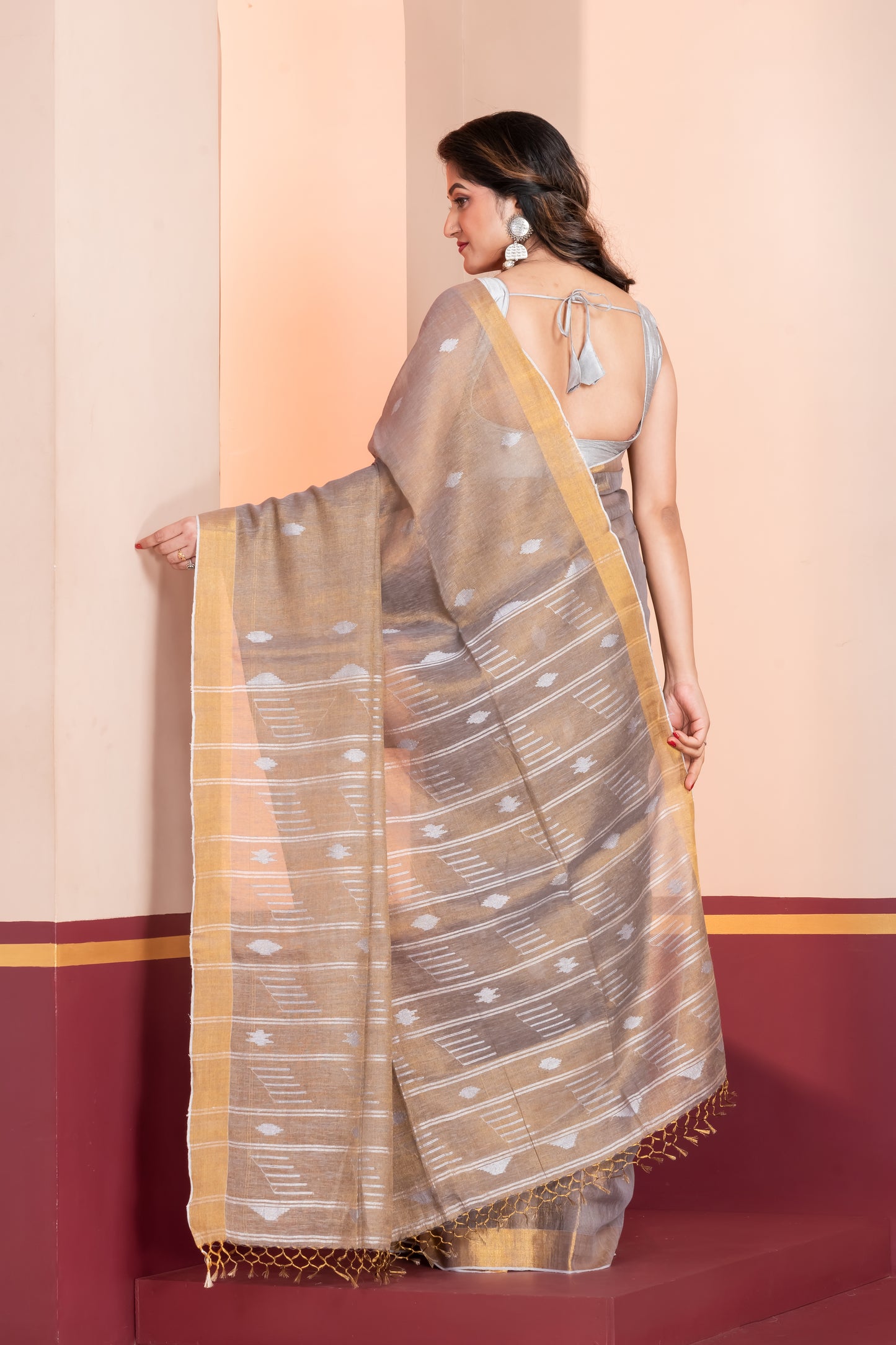 metallic grey tissue linen jamdani saree