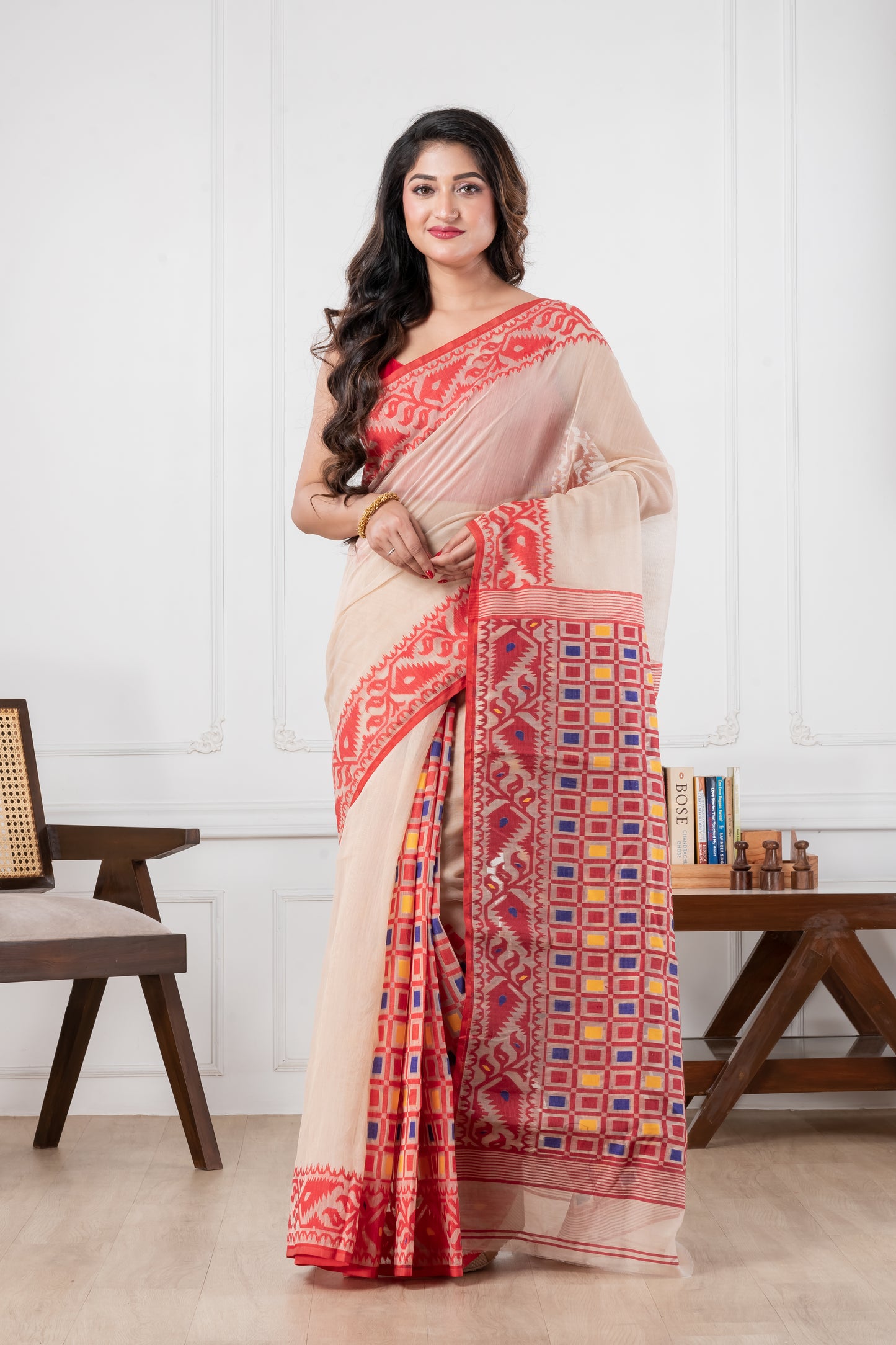 off white & red patli pallu jamdani saree