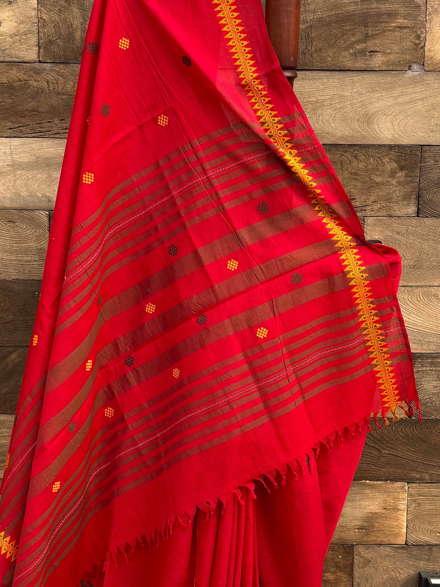 buy red dhonekhali pure cotton saree online