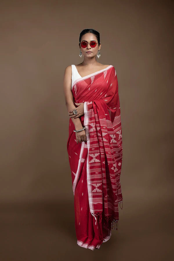 Top 10 Mistakes to Avoid When Buying Cotton Sarees Online at Pakhna Sarees