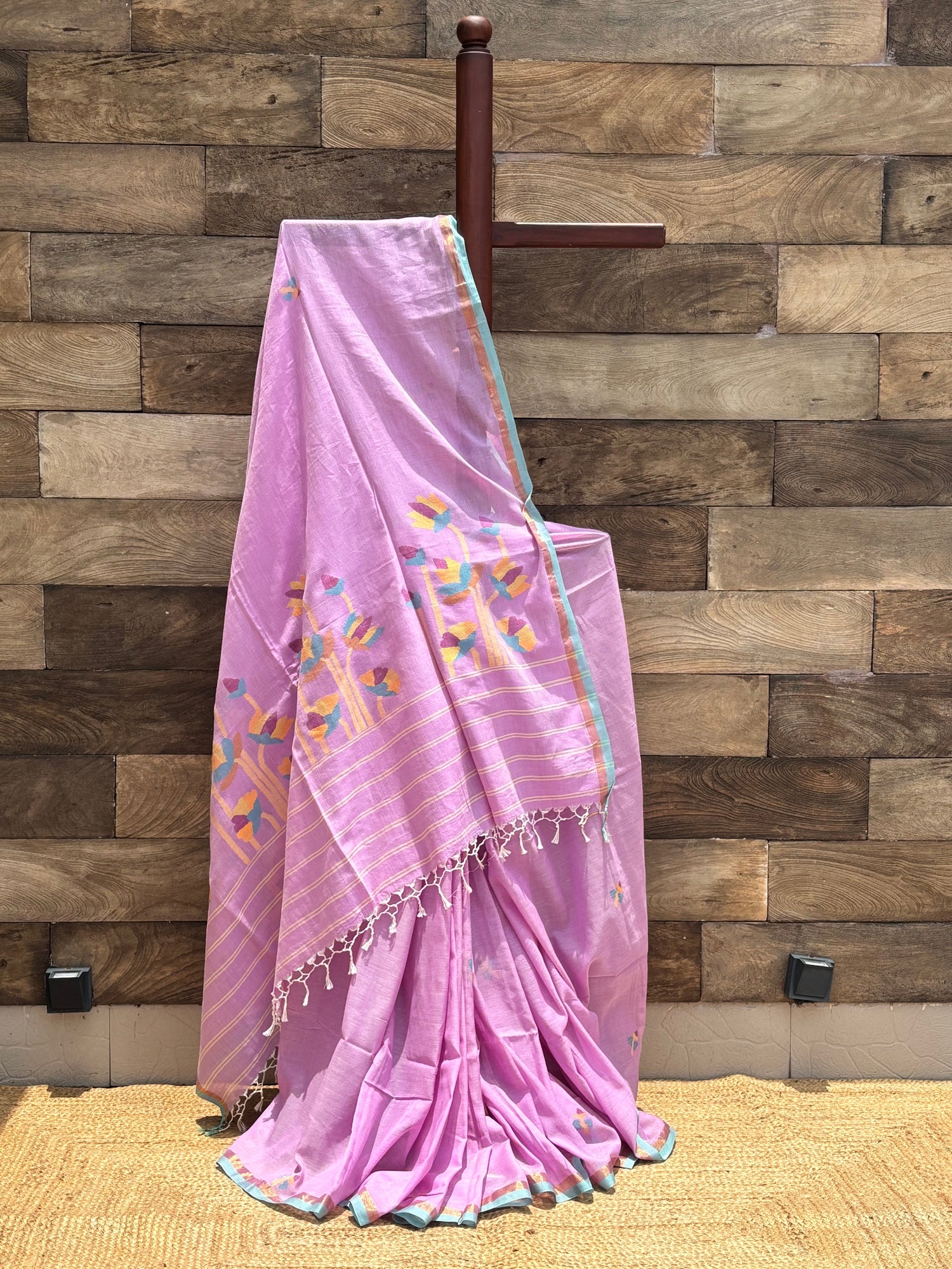 Mauve Soft Pure  Cotton  handwoven Needle work  Bengal  Jamdani Saree