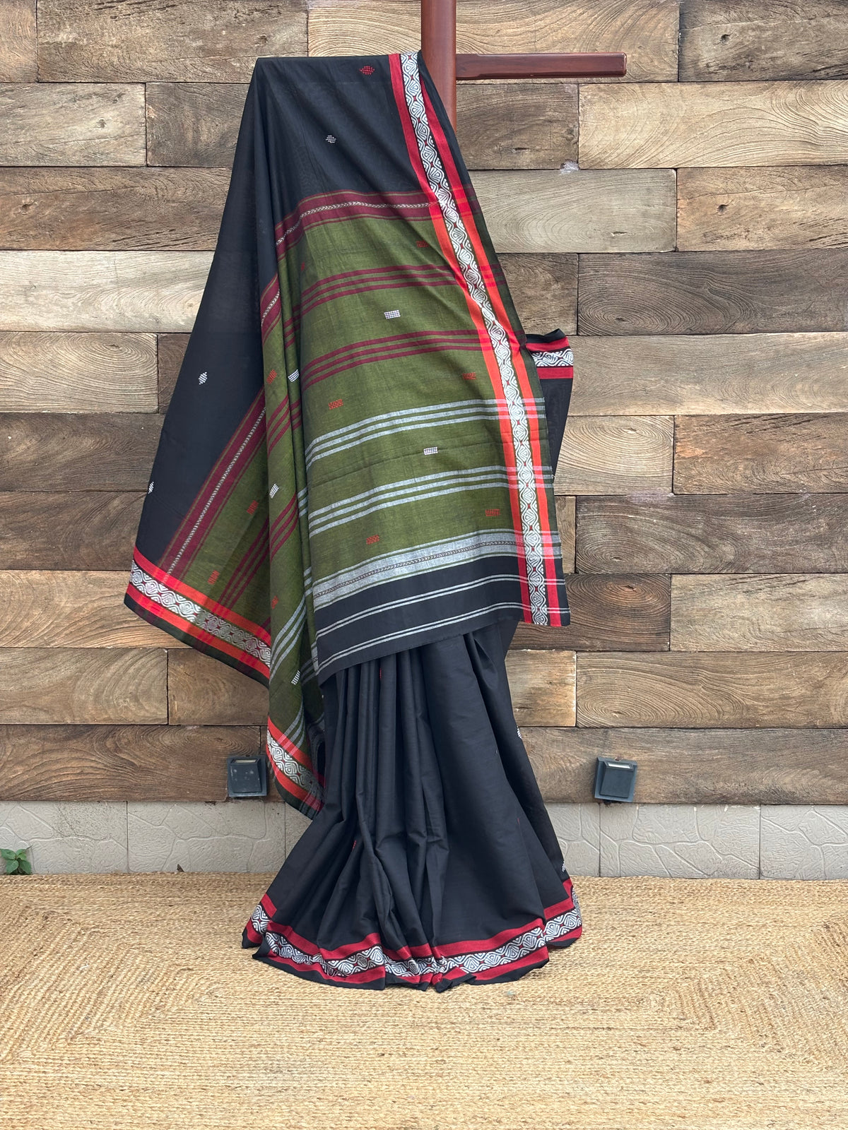 Deep Green Dhonekhali Saree