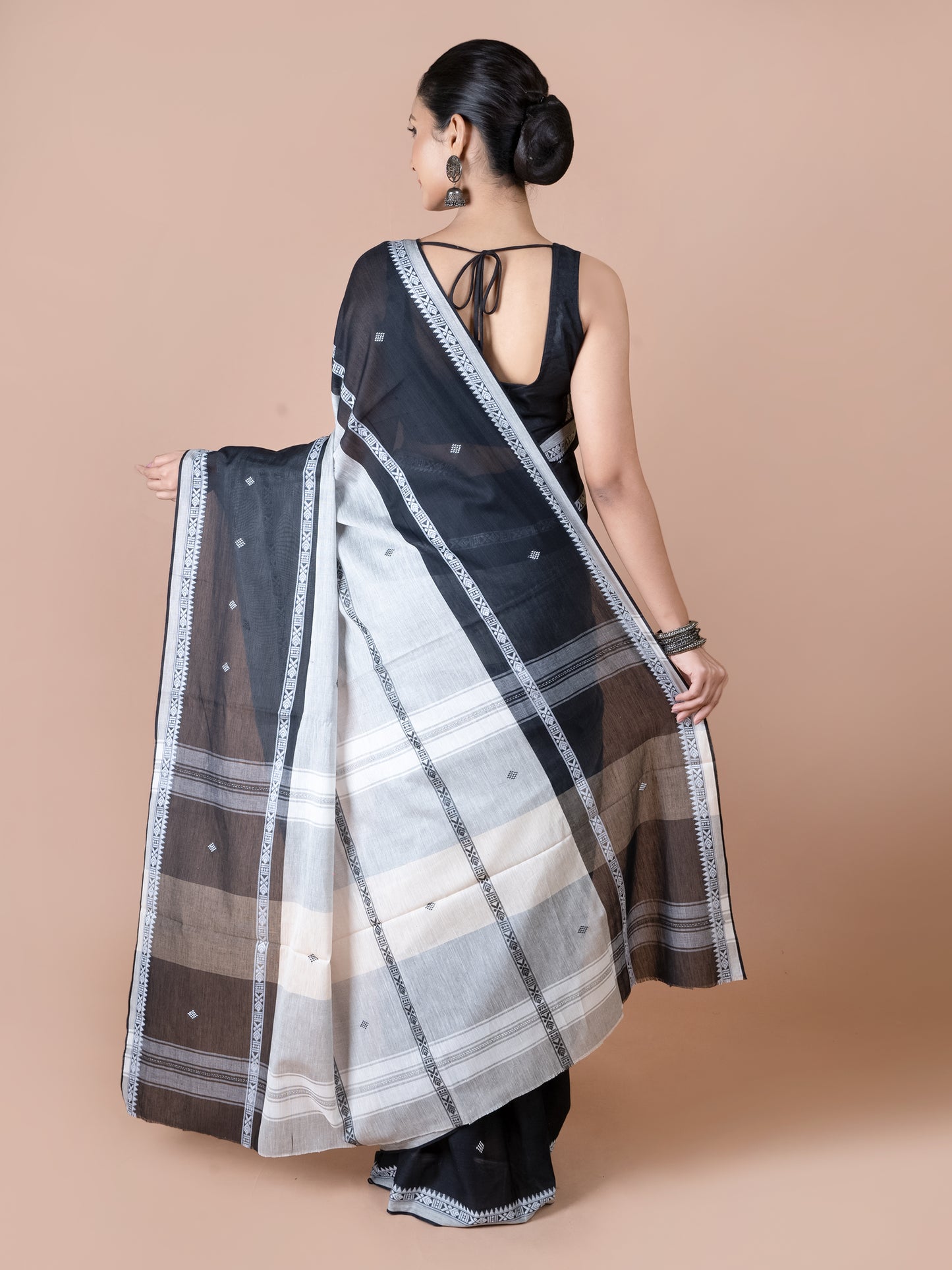 Charcoal Dhonekhali Cotton Saree