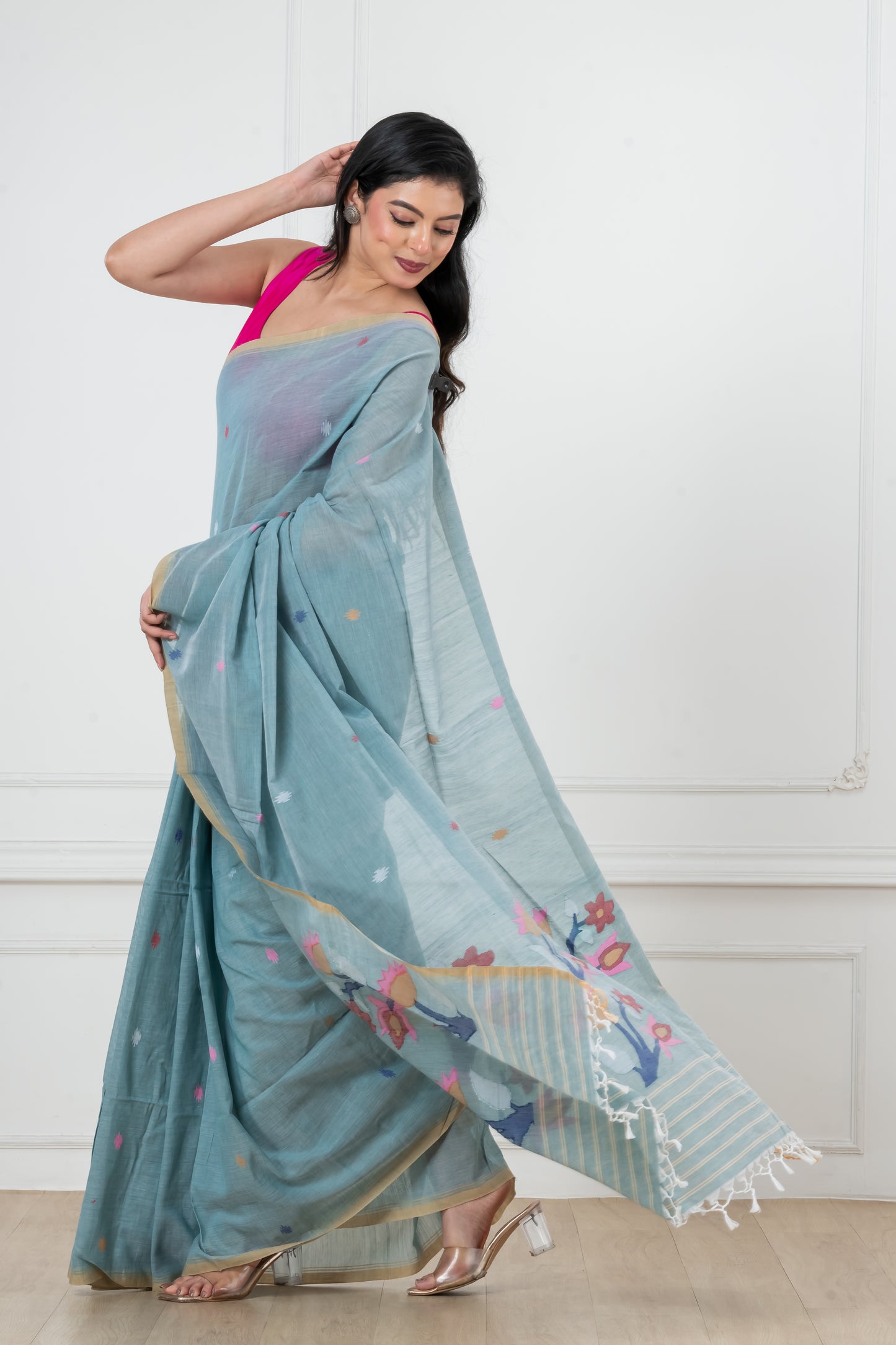 Pure Cotton  Handwoven  meddle  work Jamdani Saree
