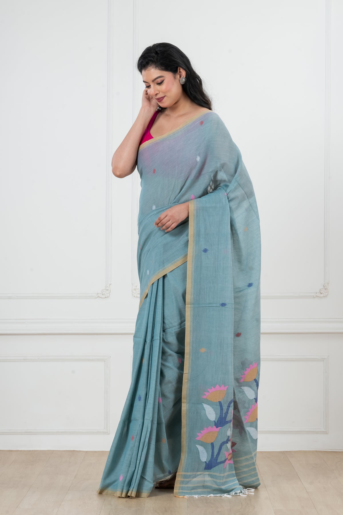 Pure Cotton  Handwoven  needle work Jamdani Saree
