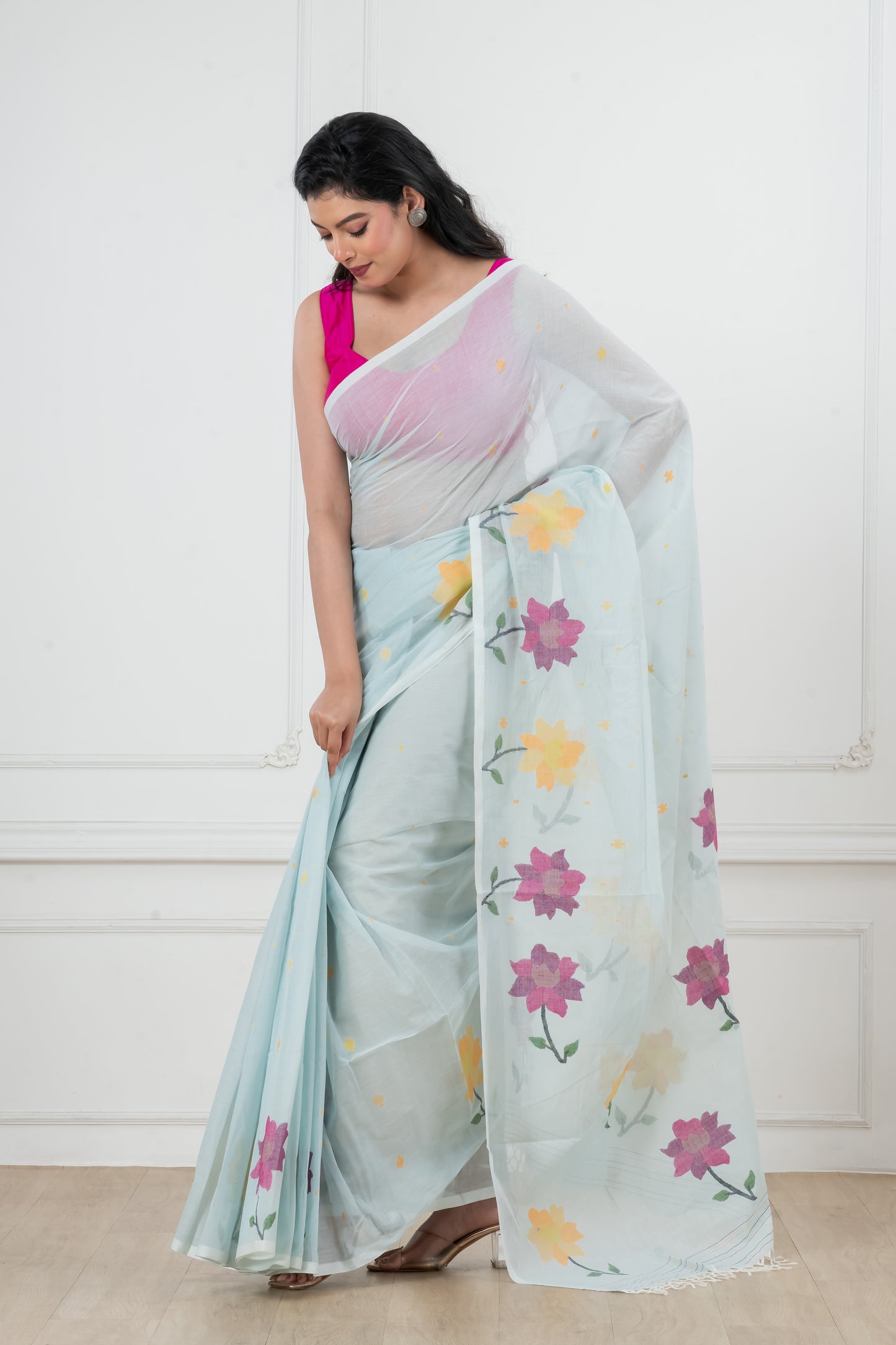 light blue Pure Cotton  Handwoven  meddle  work Jamdani Saree