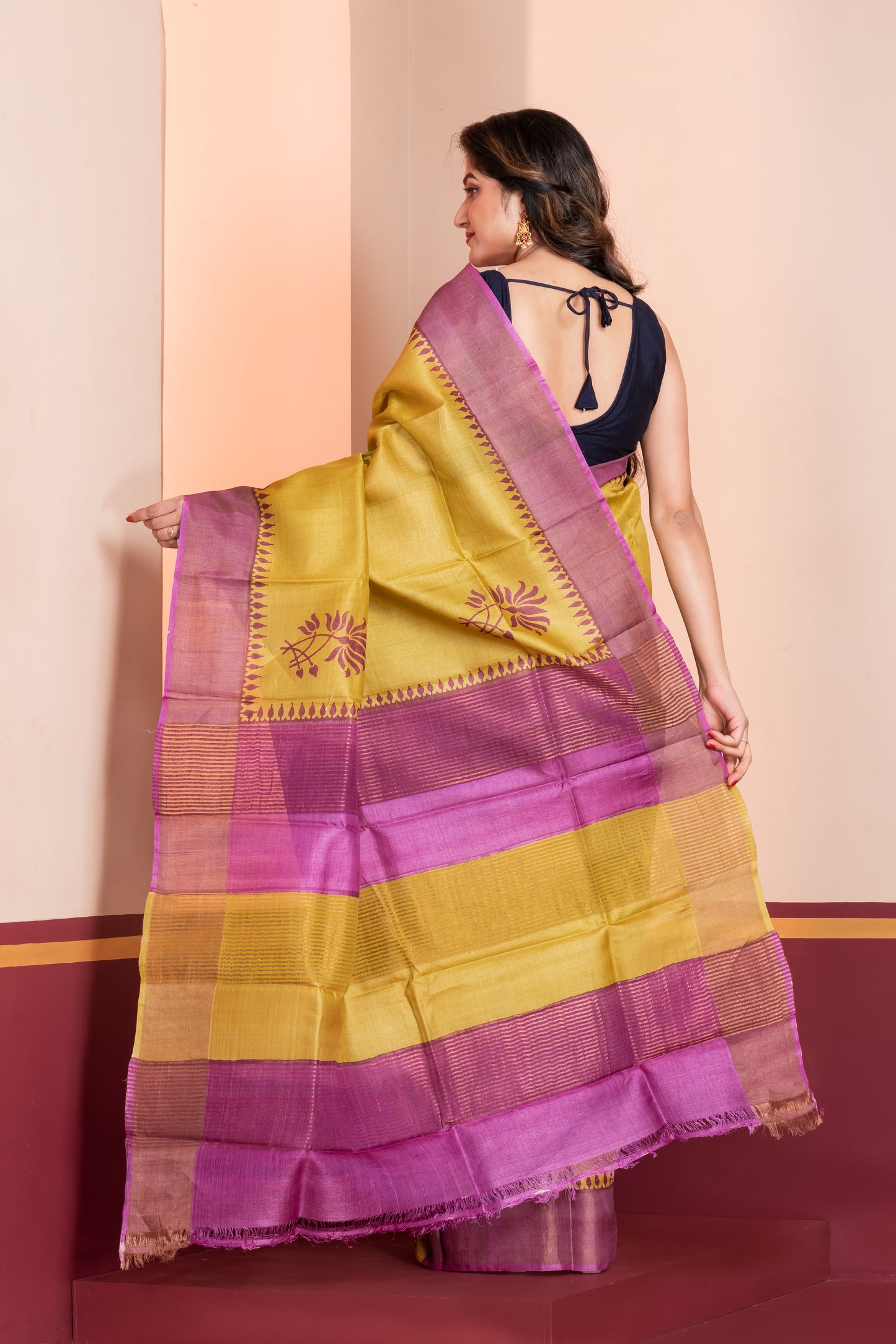 Pakhna  mehendi green   Pure tussar saree