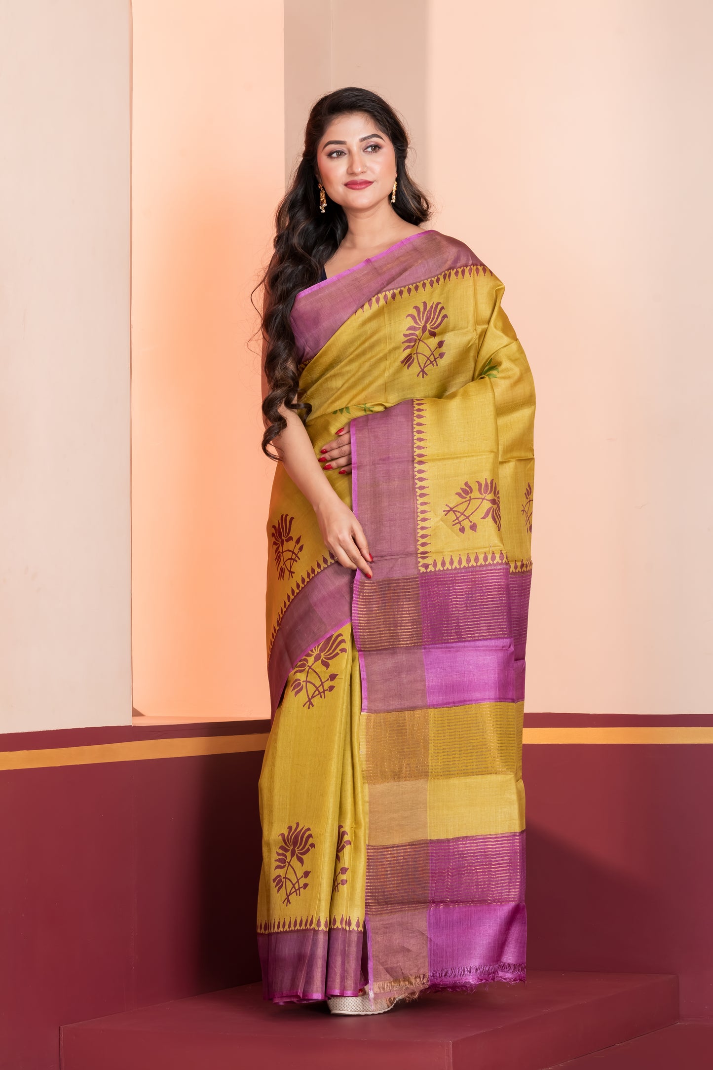 Pakhna  mehendi green   Pure tussar saree