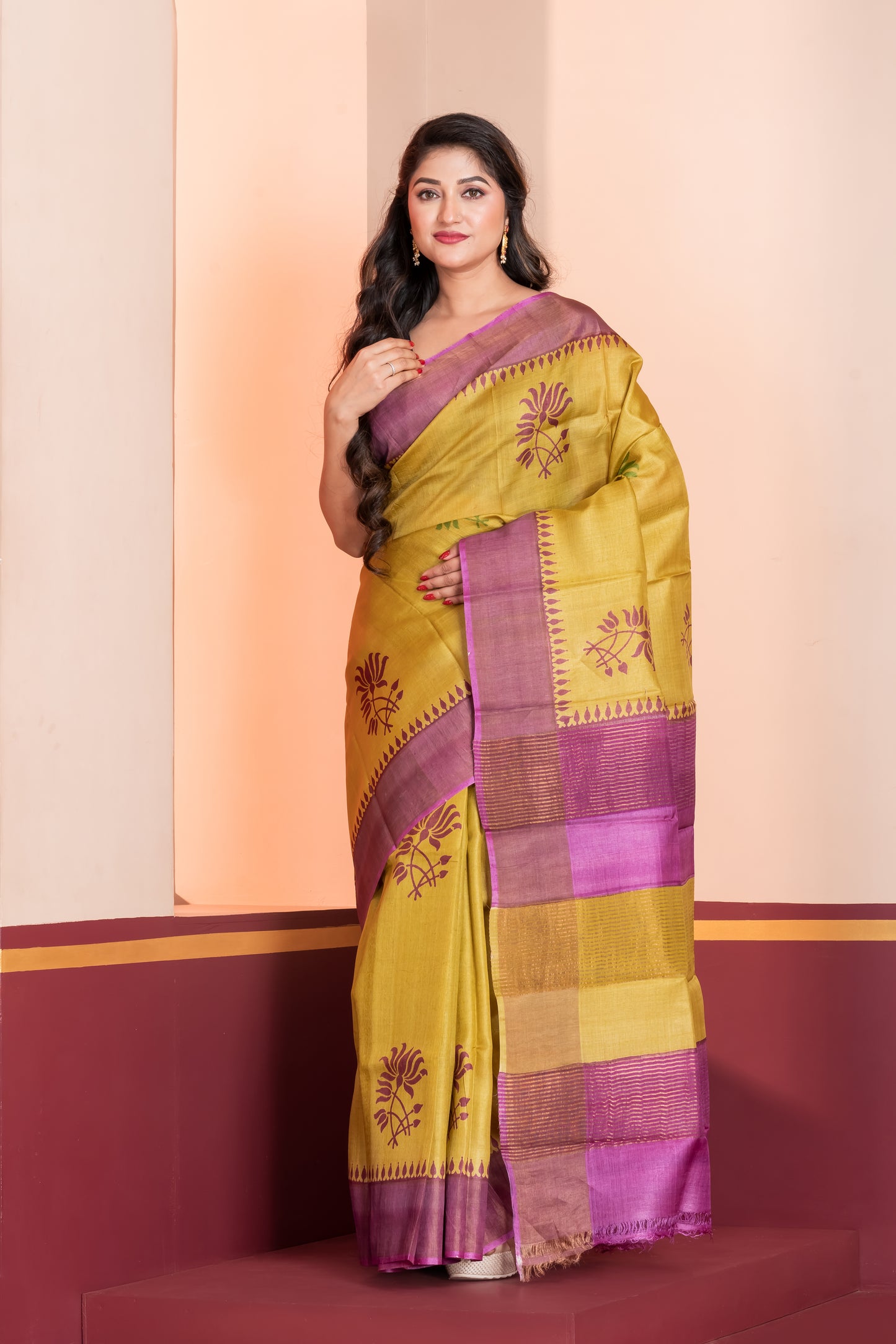 Pakhna  mehendi green   Pure tussar saree