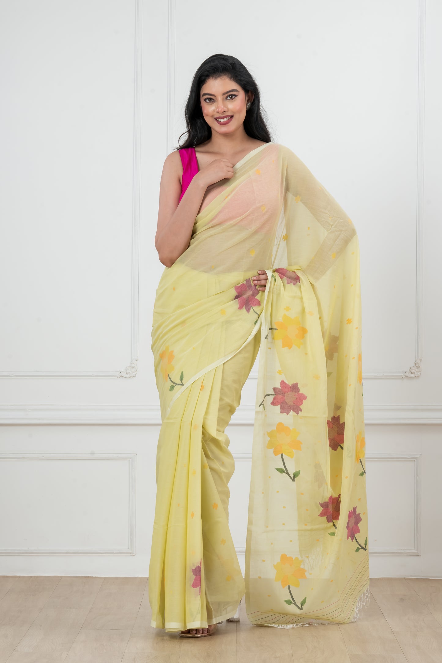 Light Yellow Pure Cotton  Handwoven  meddle  work Jamdani Saree