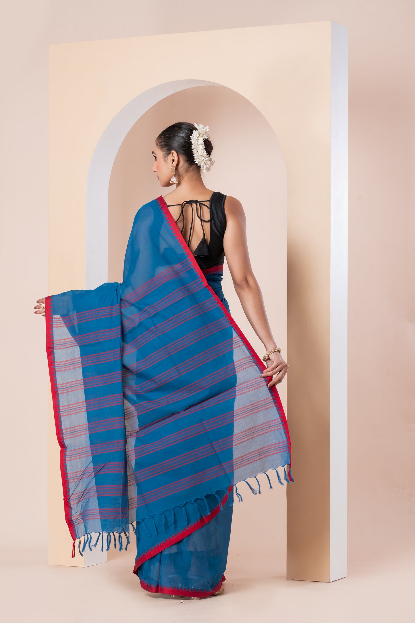 Pakhna Dhonekhali saree