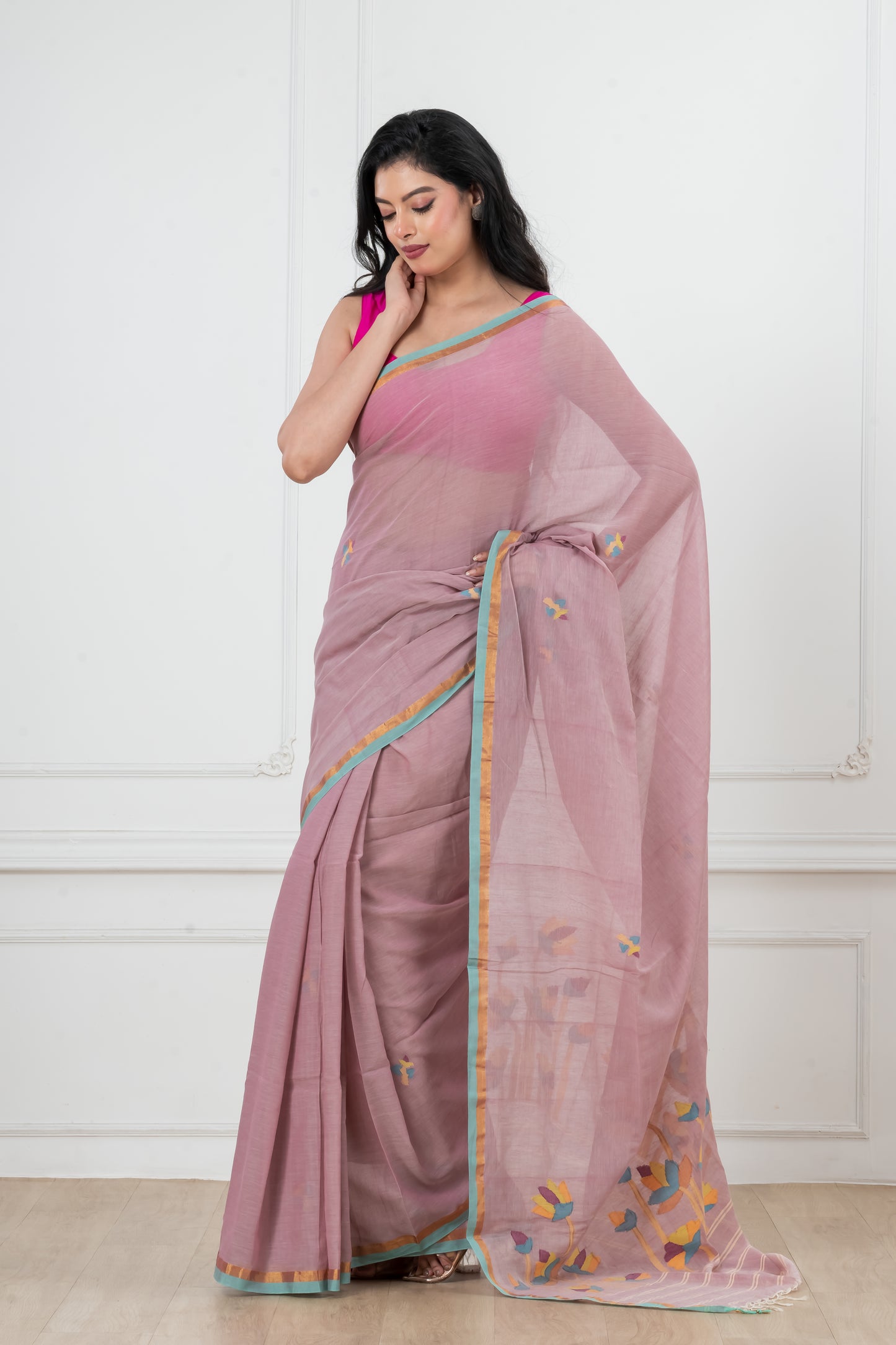 Pure Cotton  Handwoven  meddle  work Jamdani Saree