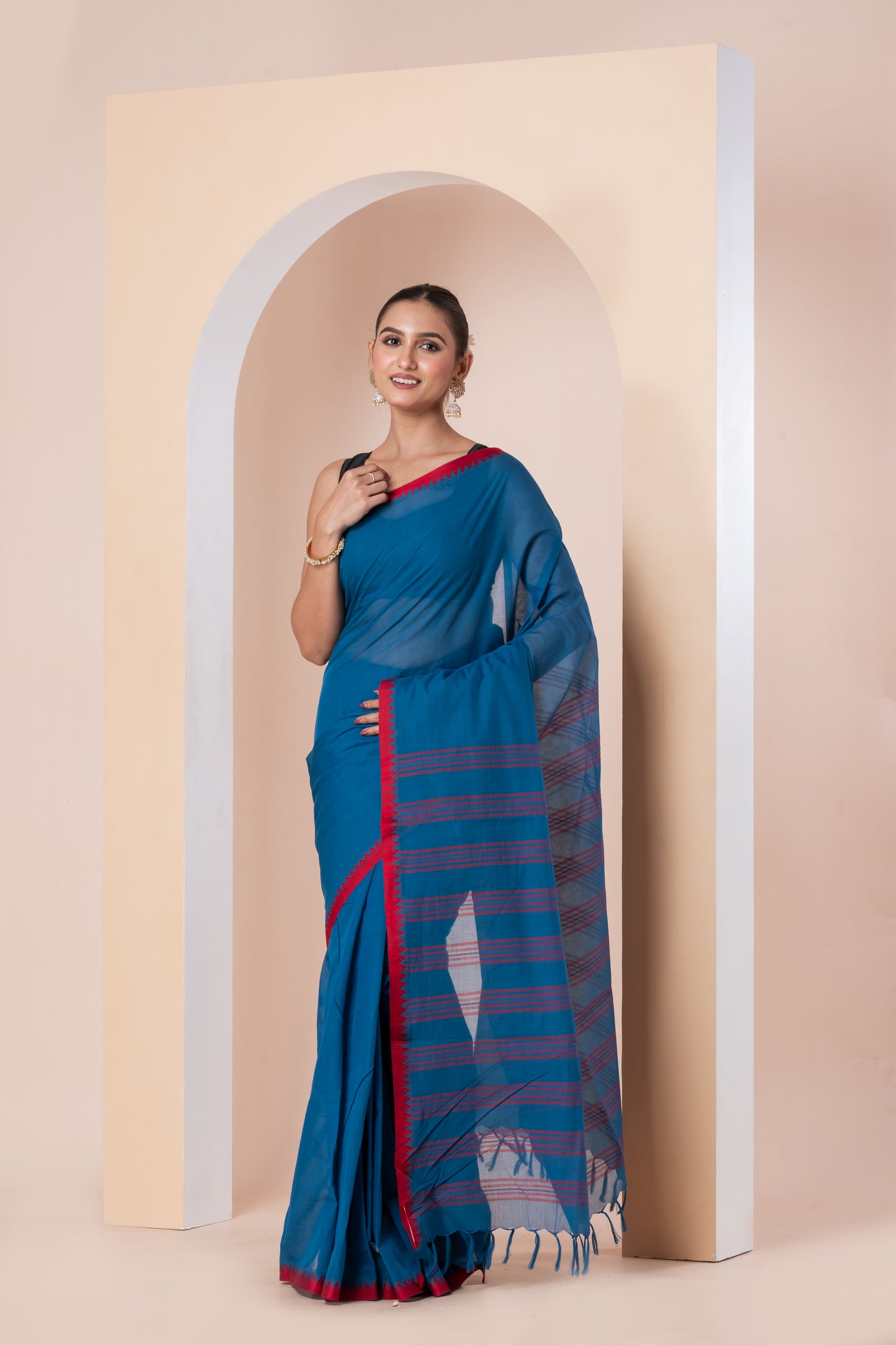 Pakhna Dhonekhali saree