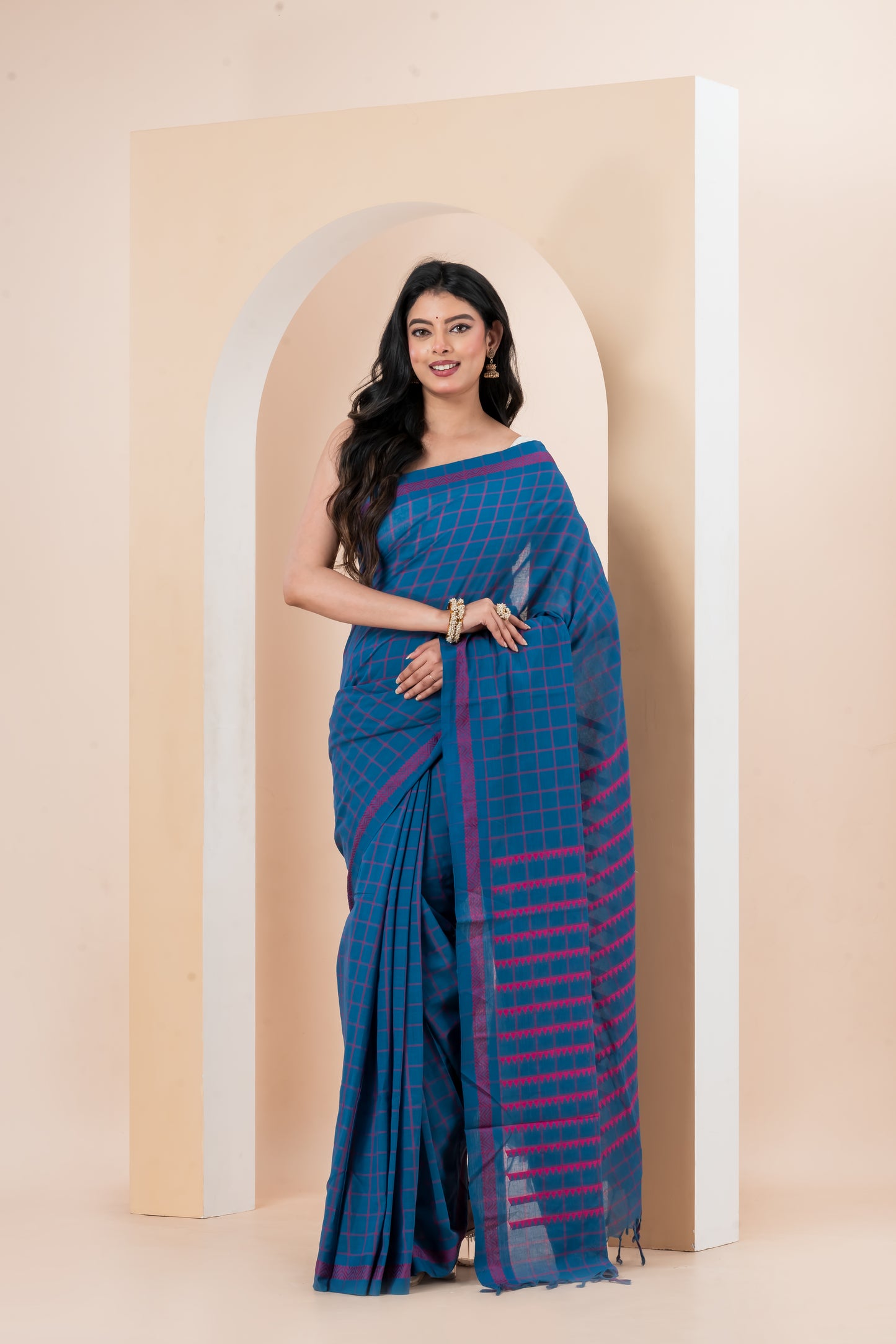 Blue & Magenta Checkered  Begumpuri Pure Cotton Handwoven Saree