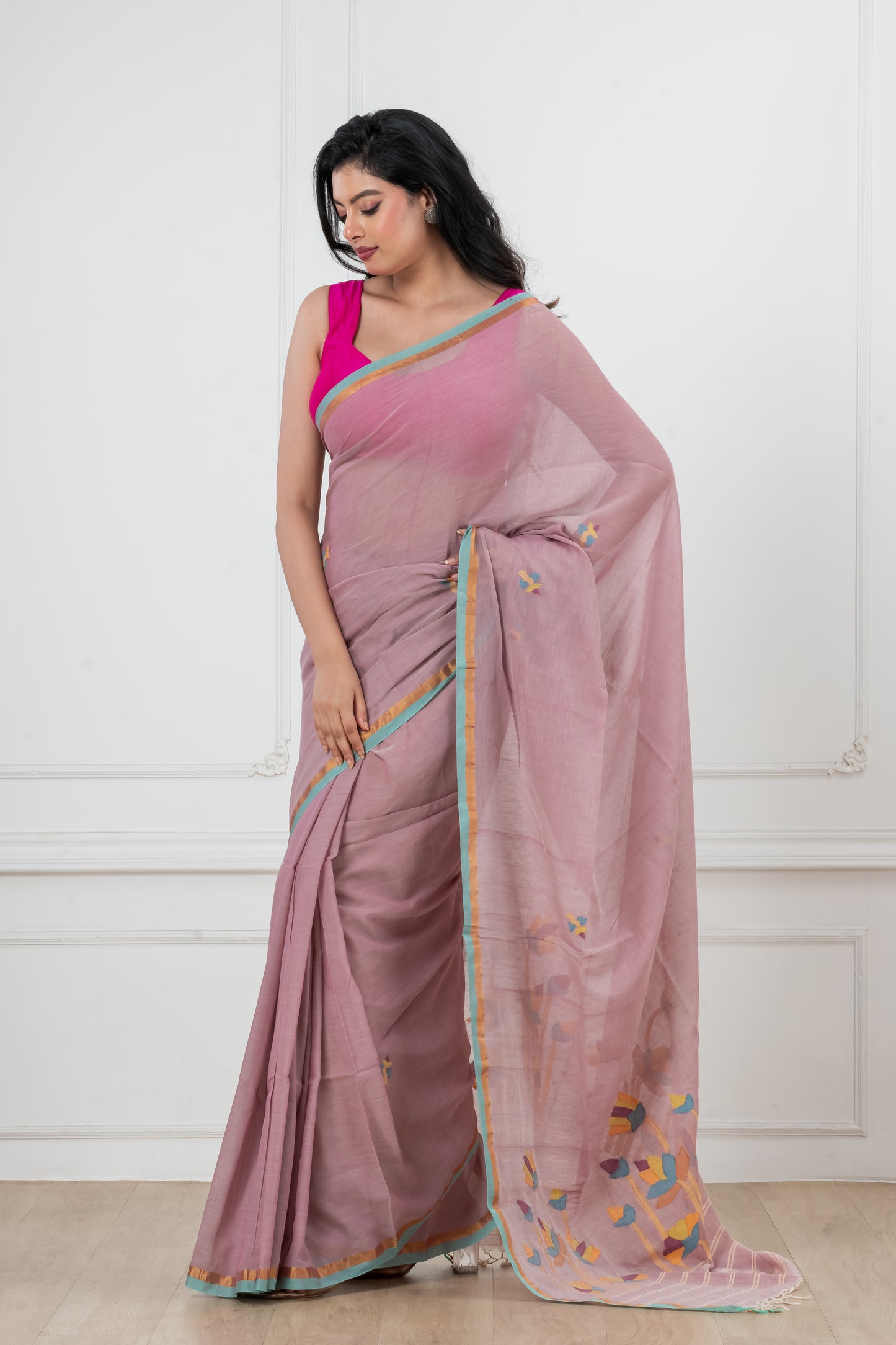 Pure Cotton  Handwoven  meddle  work Jamdani Saree