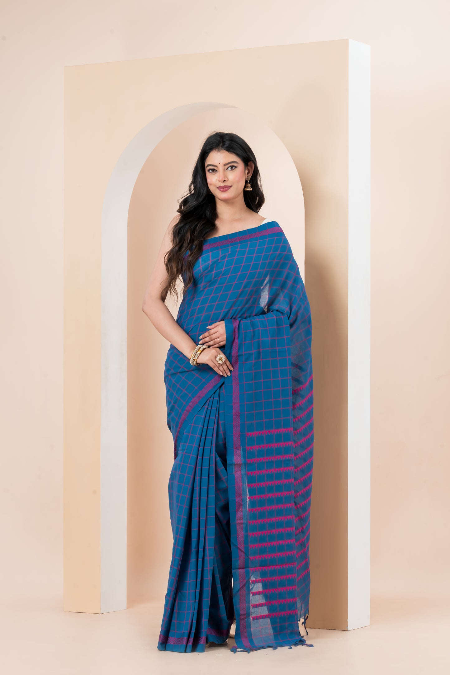 Blue & Magenta Checkered  Begumpuri Pure Cotton Handwoven Saree