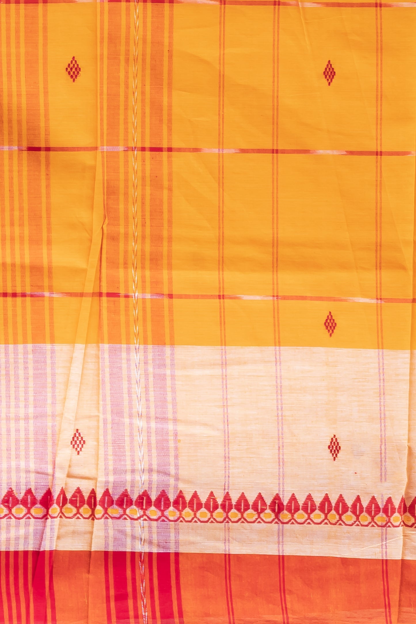 Pakhna Dhonekhali saree