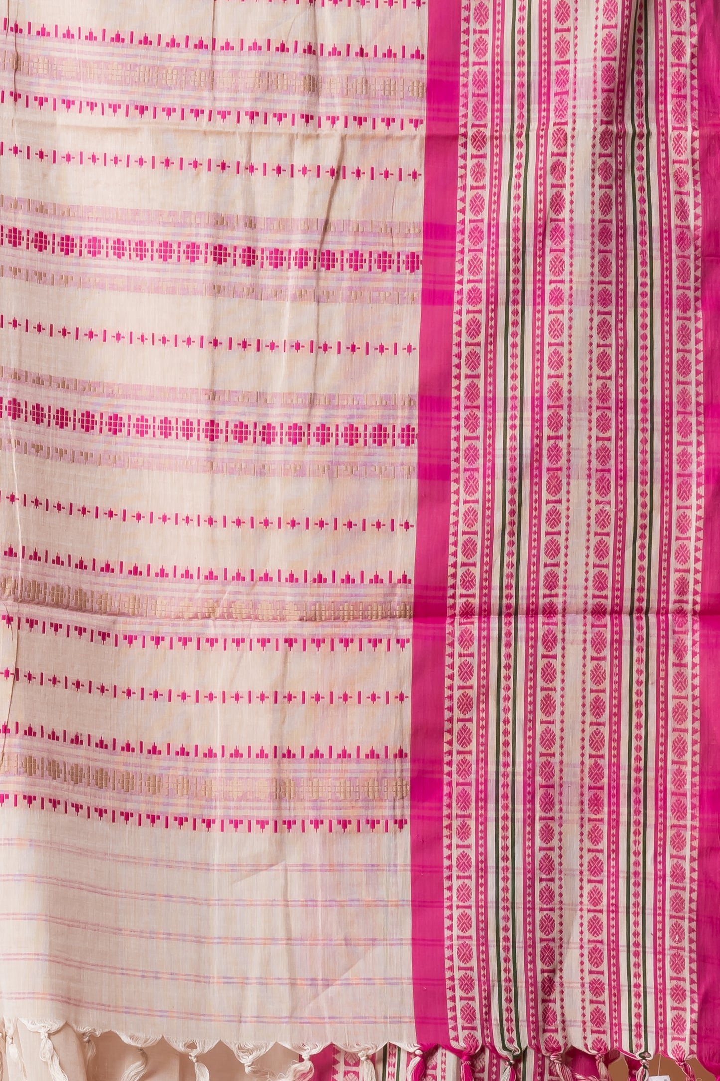 Pakhna Begumpuri saree