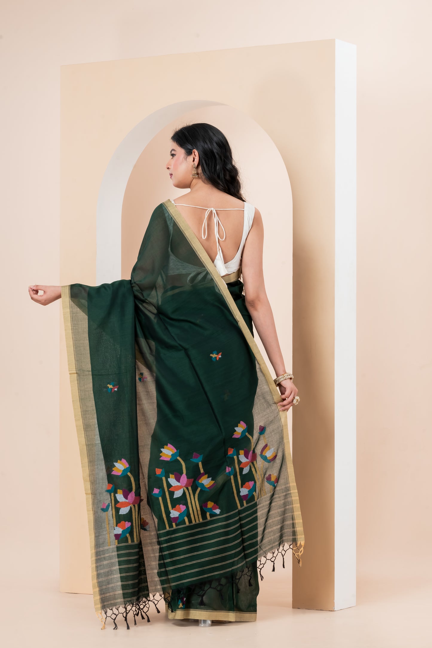 Dark Green Pure Cotton handwoven needle Jamdani Saree