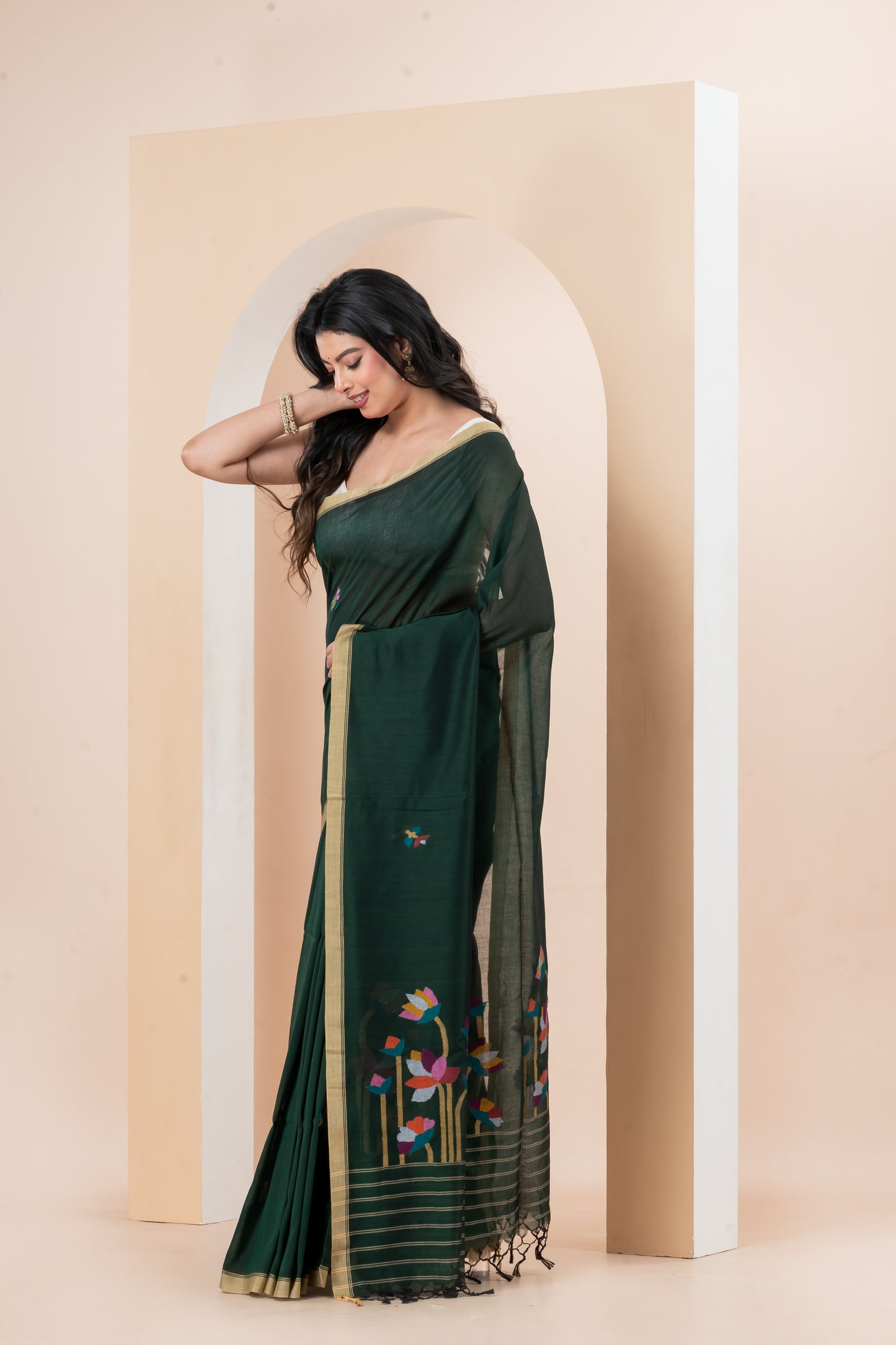 Dark Green Pure Cotton handwoven needle Jamdani Saree