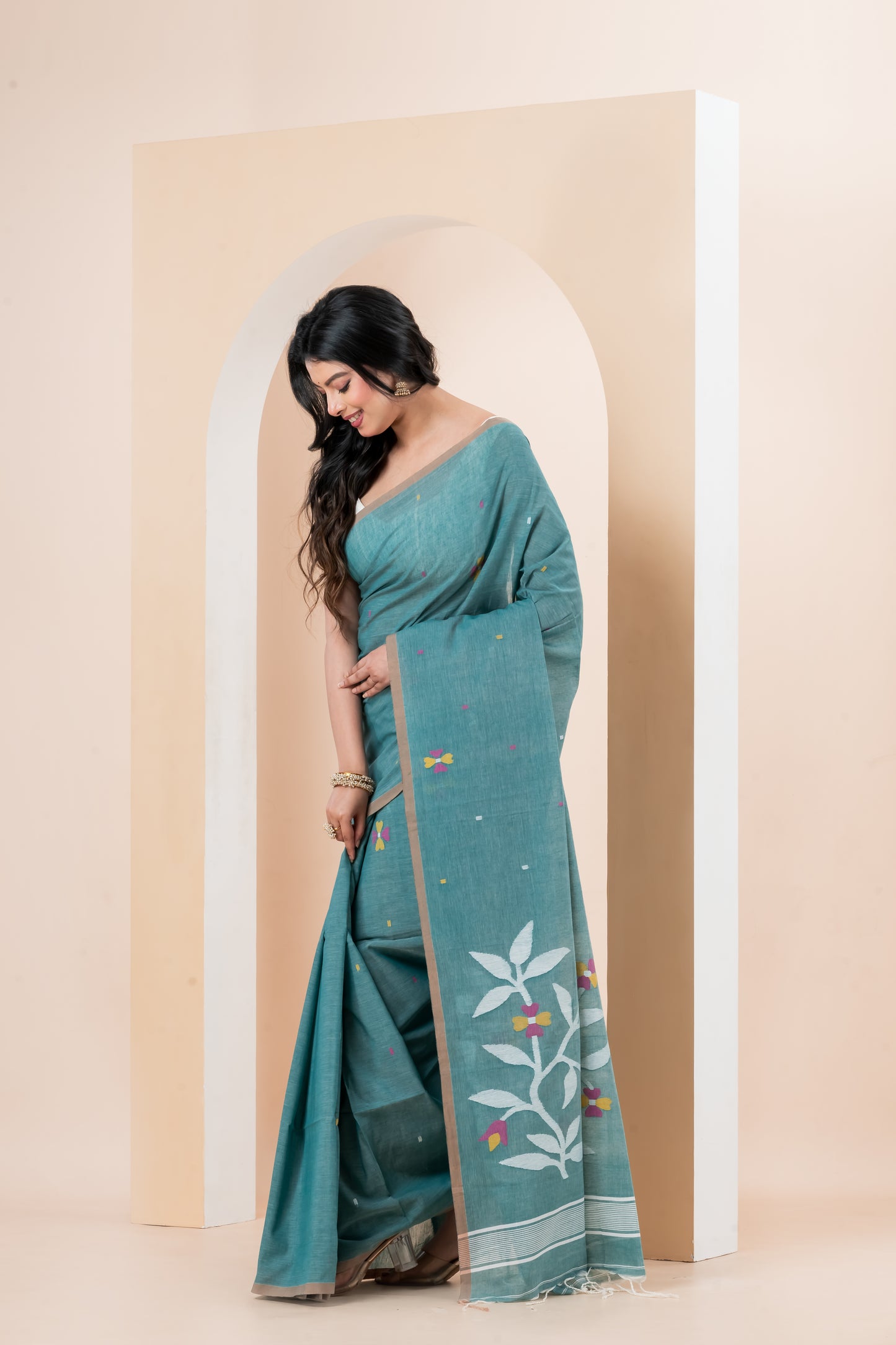 Pure Cotton Handwoven meddle work Jamdani Saree