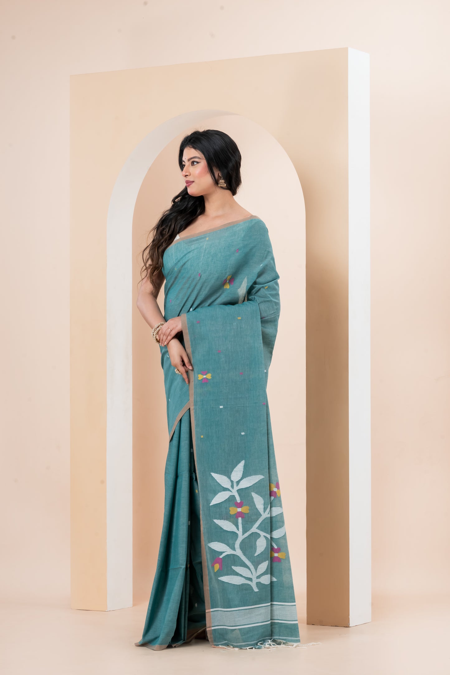 Pure Cotton Handwoven meddle work Jamdani Saree