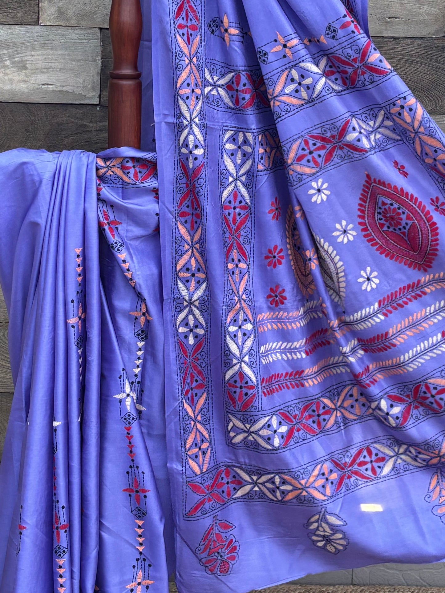 Pakhna Mauve Hand Kantha Saree