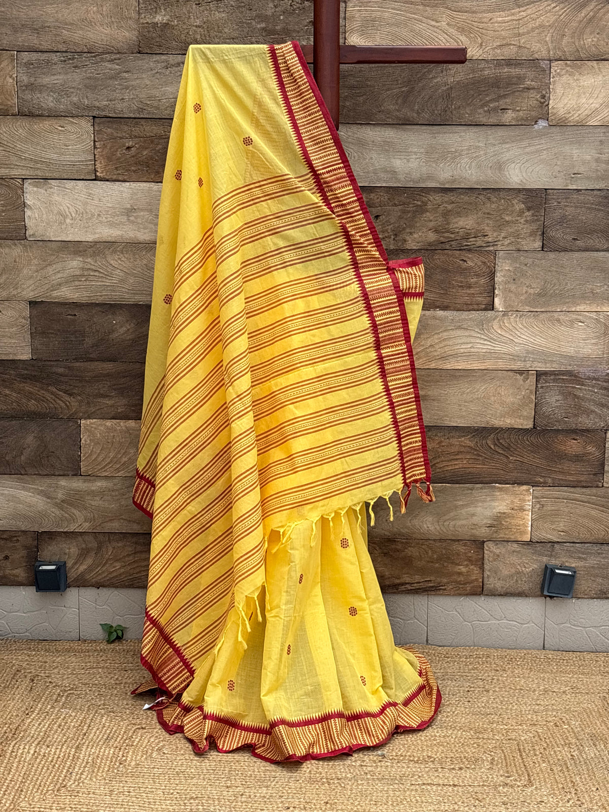 Pure cotton handwoven Begumpuri Saree
