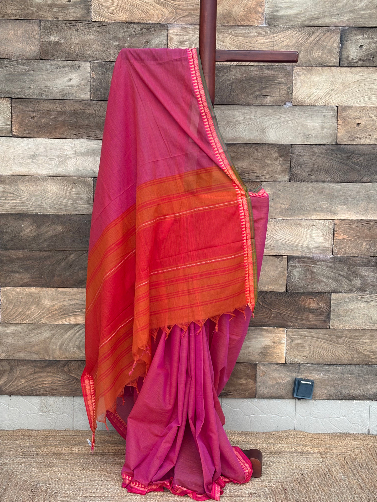 Rani pink Pure Cotton Dhonekhali saree