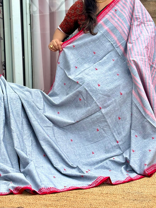 Pure Cotton Dhonekhali Handwoven Saree