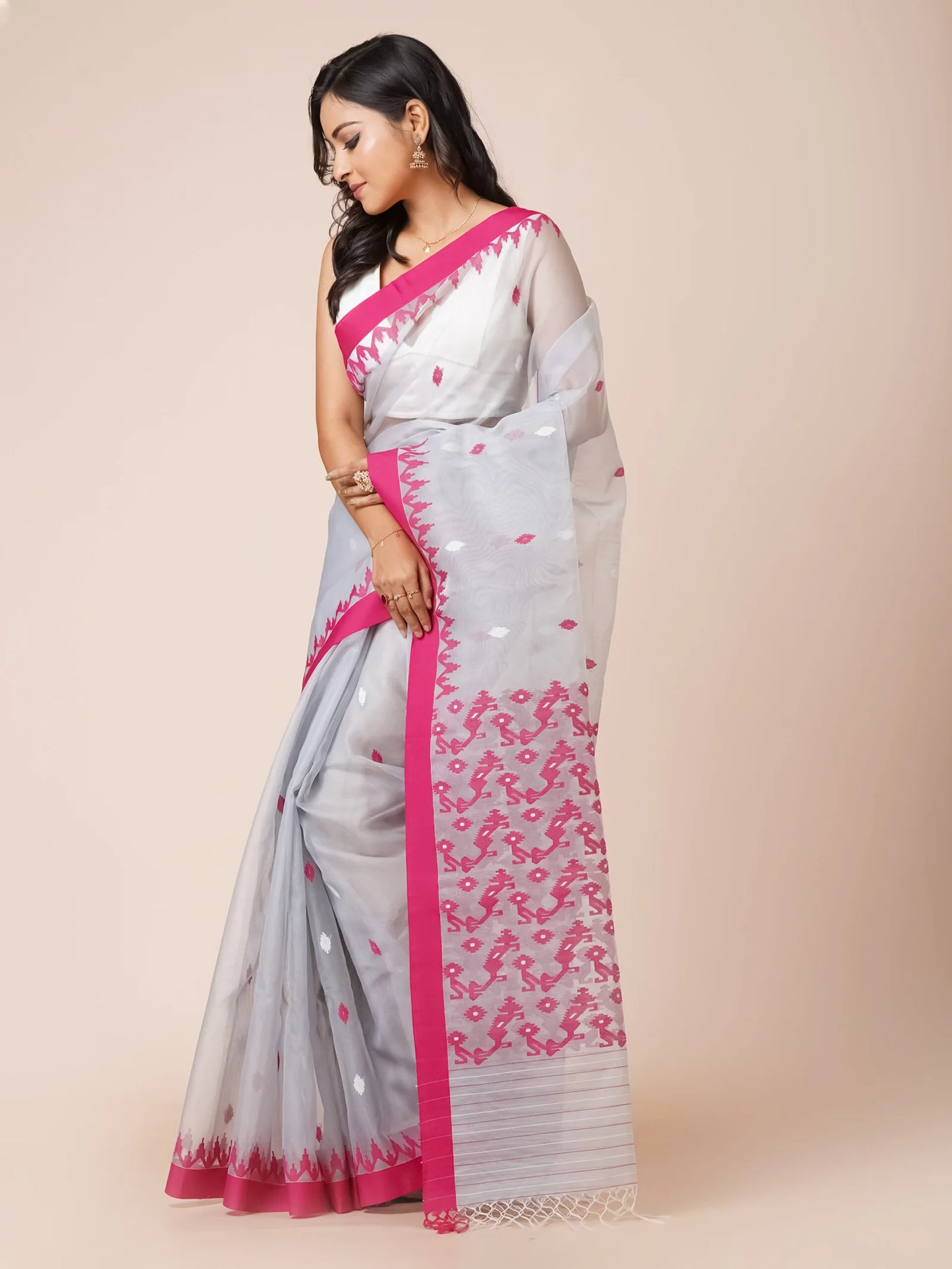 Grey & Pink Bengal Muslin Jamdani Saree