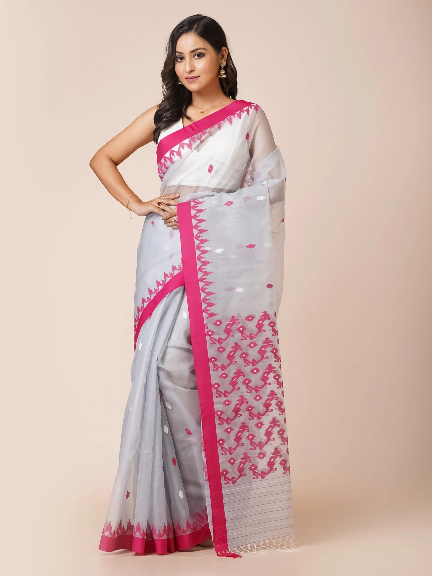 Grey & Pink Bengal Muslin Jamdani Saree