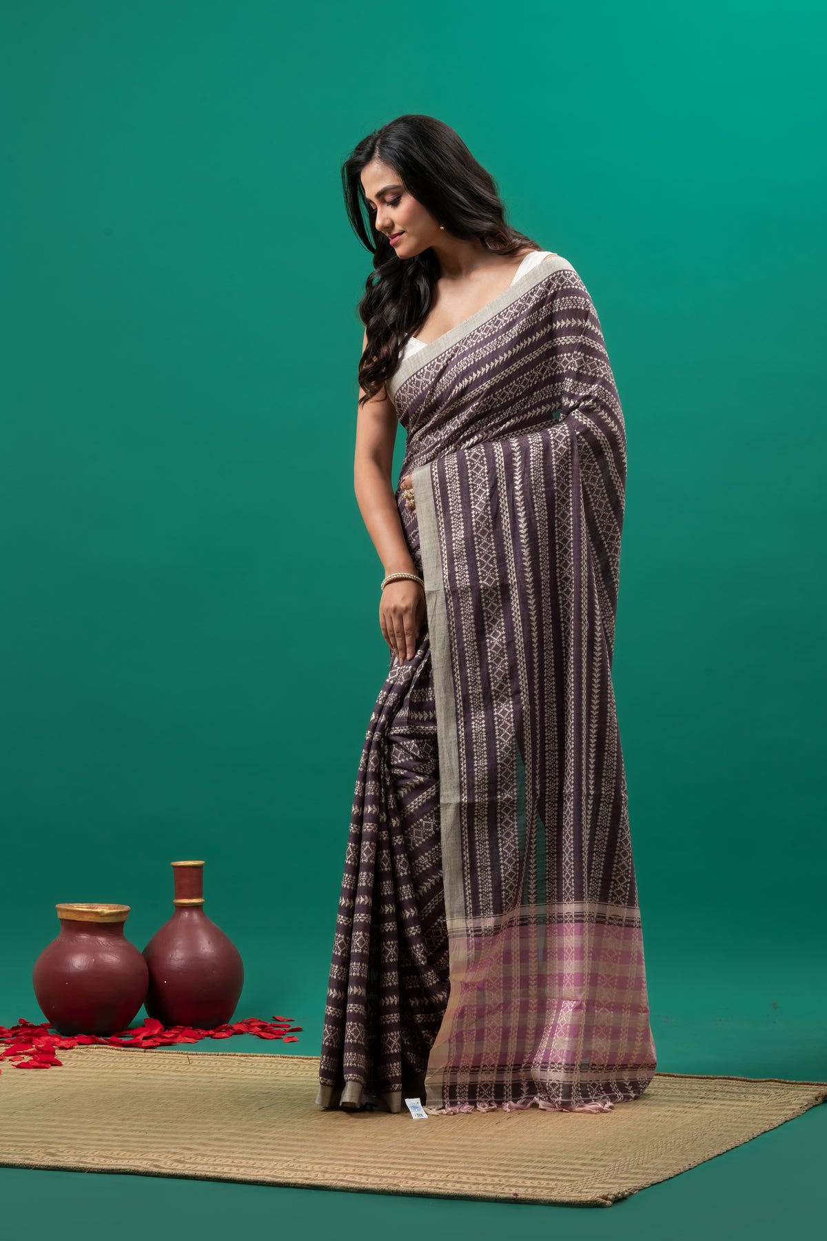 Full Body Work Dhonekhali Saree