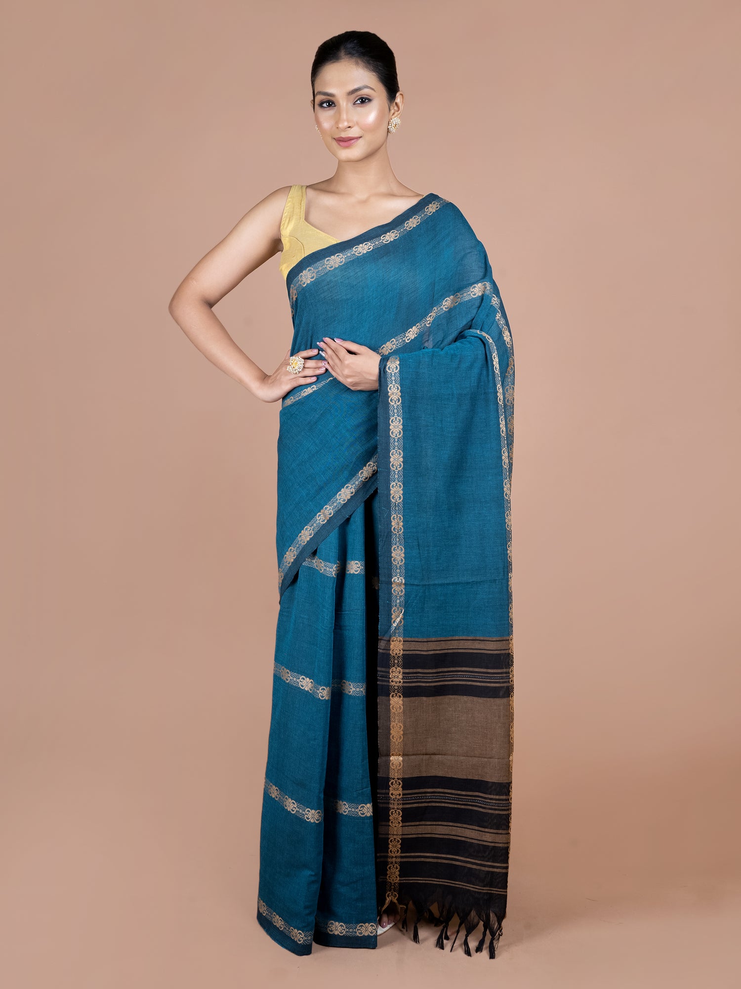 Akashi Dhonekhali Saree