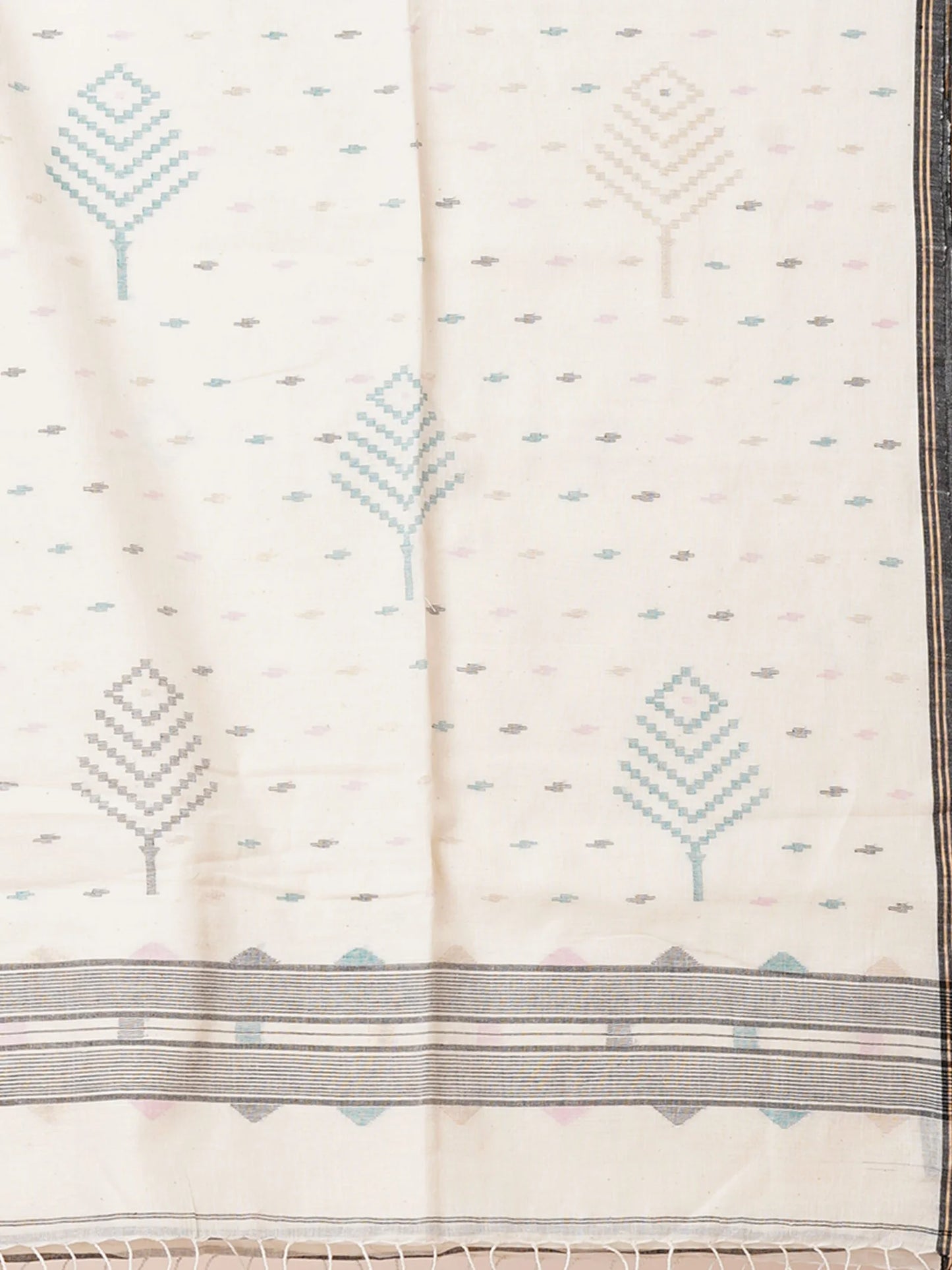 WHITE PHULIA JAMDAI SAREE
