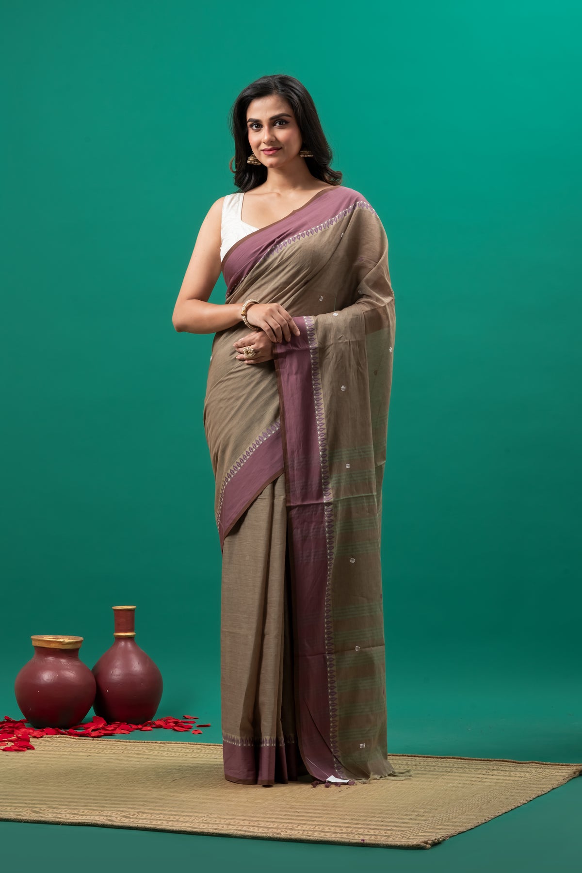Grey with Pink Border Pure Cotton Handwoven Begumpuri Saree