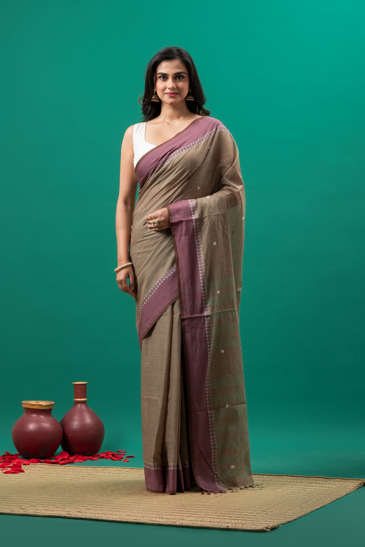 Grey with Pink Border Pure Cotton Handwoven Begumpuri Saree