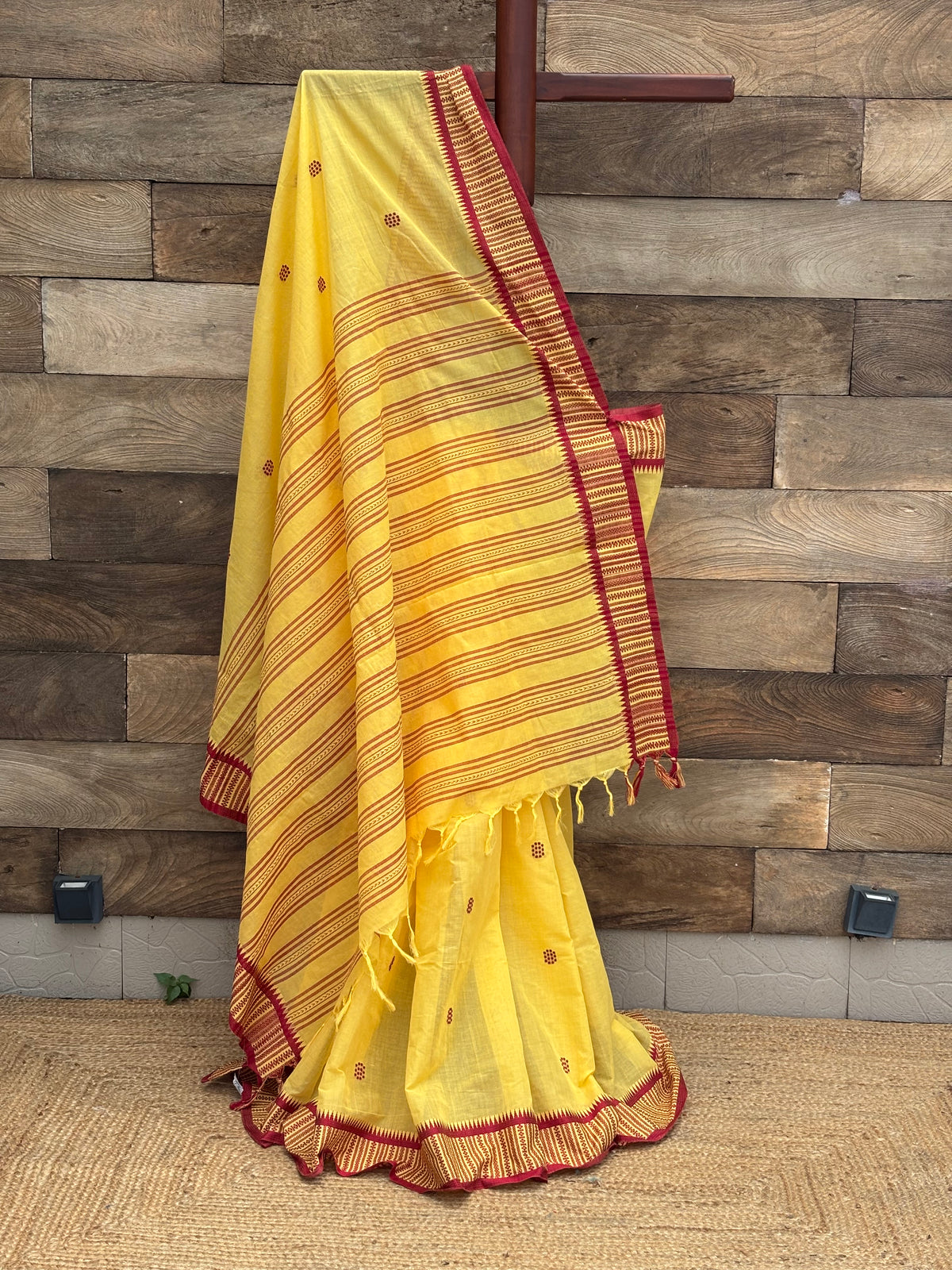 Pure cotton handwoven Begumpuri Saree