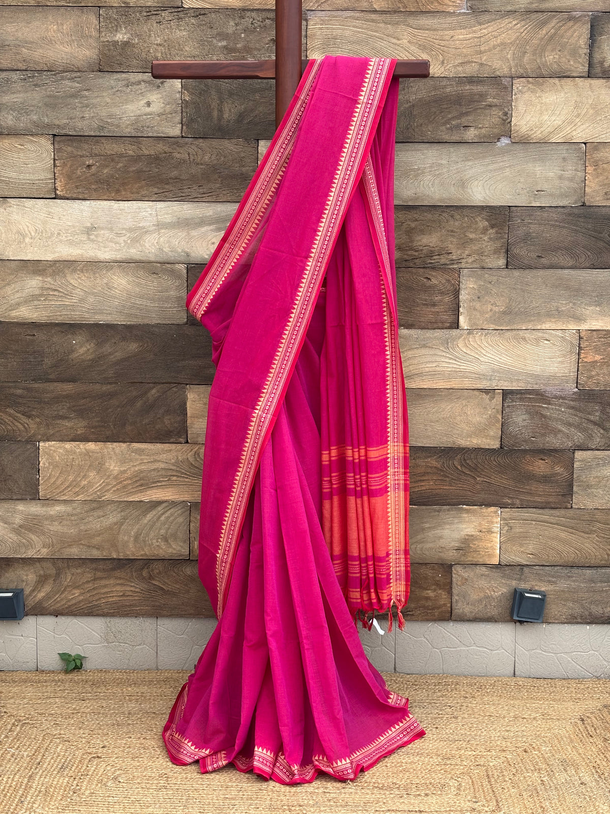 Hot Pink Pure Cotton Dhonekhali Saree