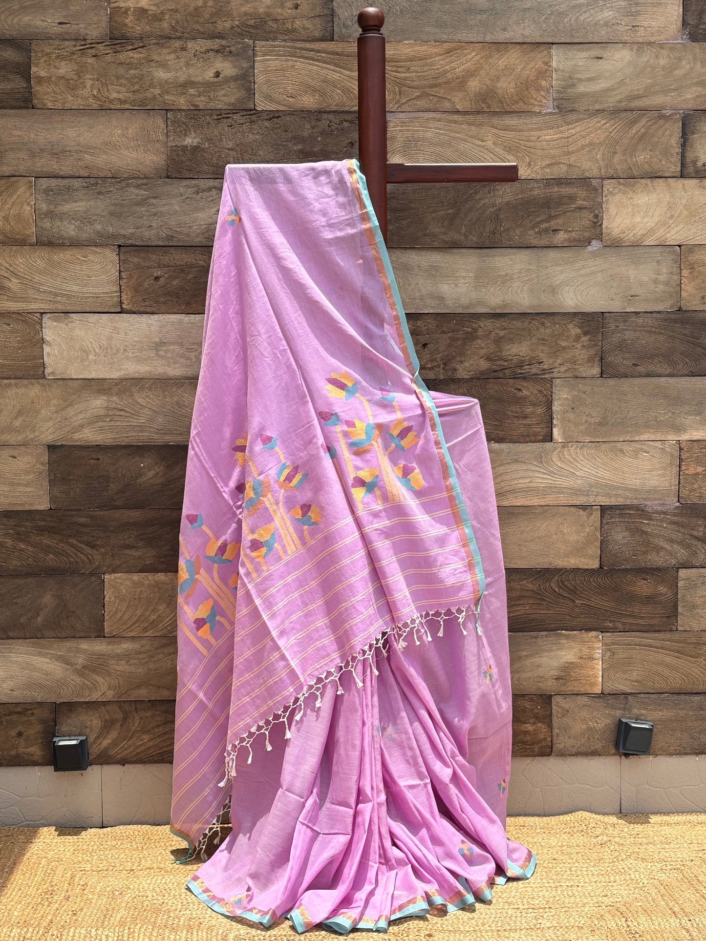 Mauve Soft Pure  Cotton  handwoven Needle work  Bengal  Jamdani Saree