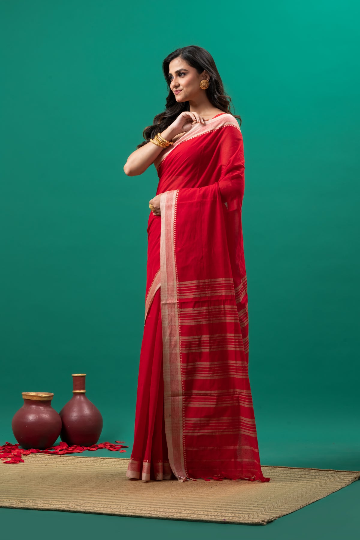 Red Pure Cotton Handwoven Begumpuri Saree