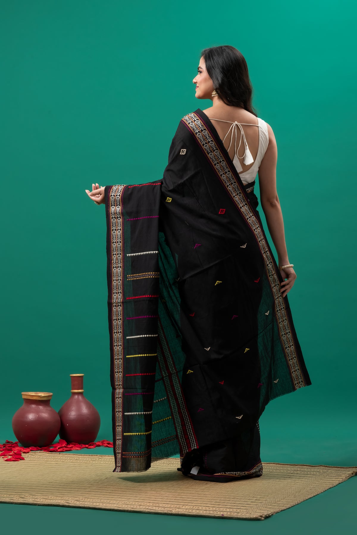 Black Pure cotton Pacha Pere Begumpuri Saree