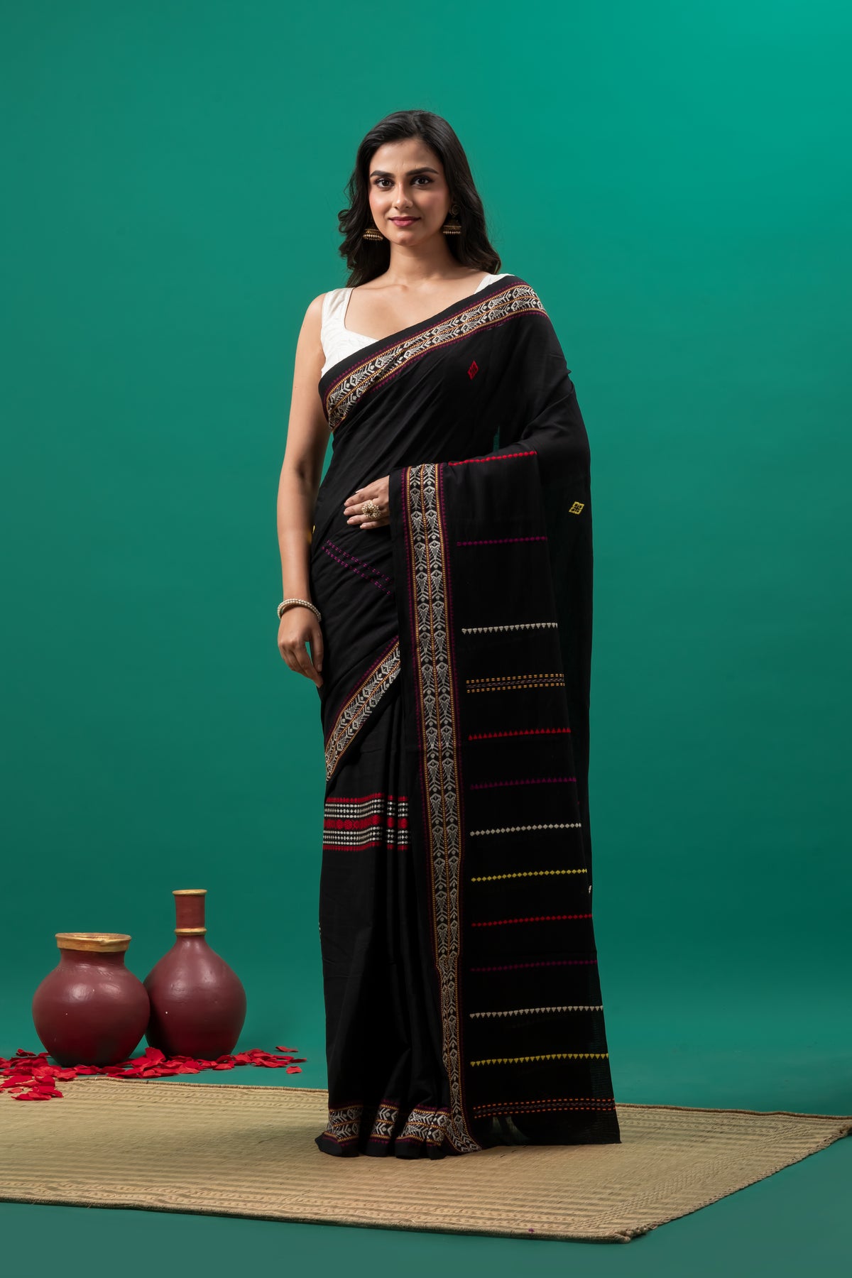 Black Pure cotton Pacha Pere Begumpuri Saree