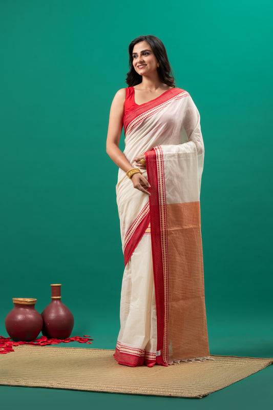 Off white with Red Border Pacha Pere  Begumpuri Pure Cotton Handwoven  Saree