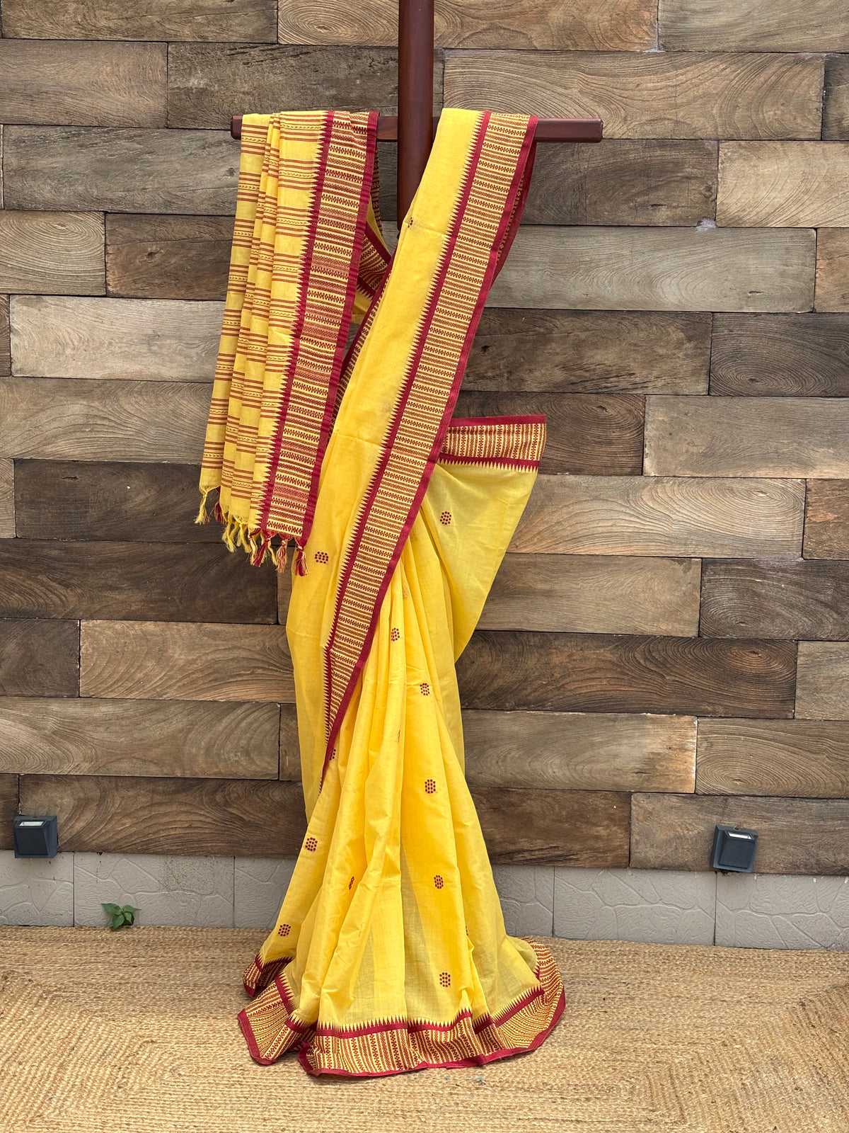 Pure cotton handwoven Begumpuri Saree