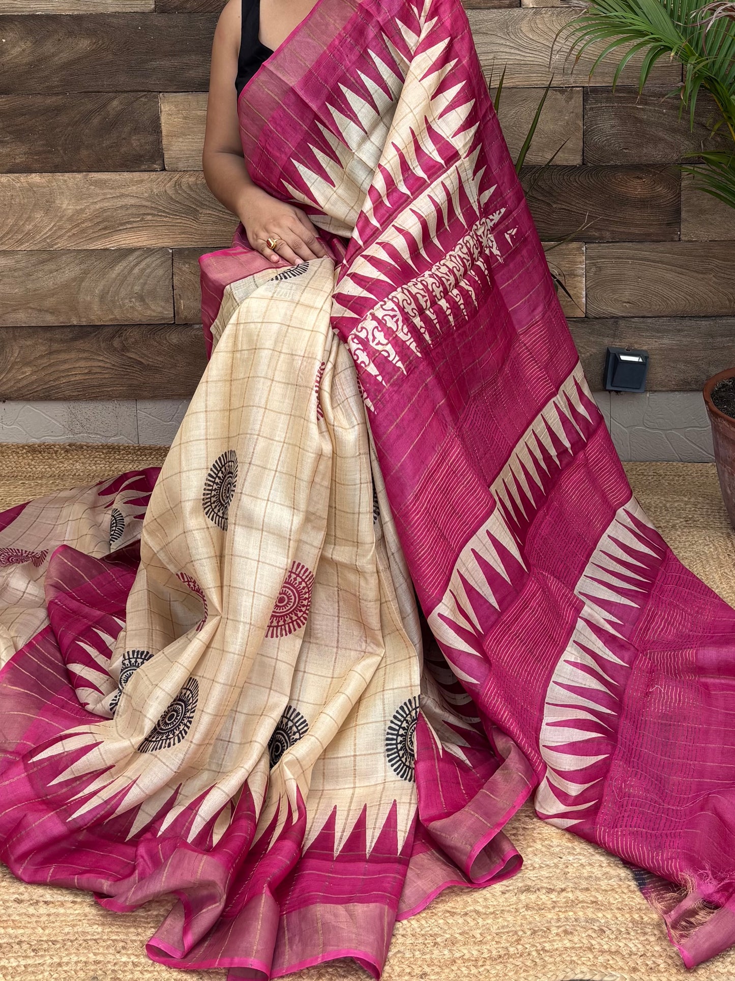 Pure tussar Silk Saree With Handblock printed