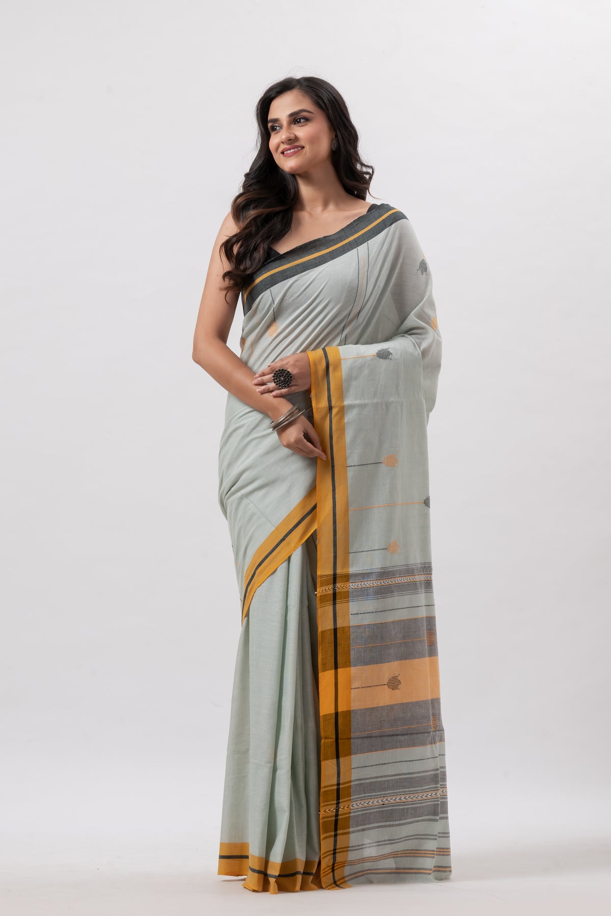 Very Light Pesta Green Pure Cotton Handwoven Saree