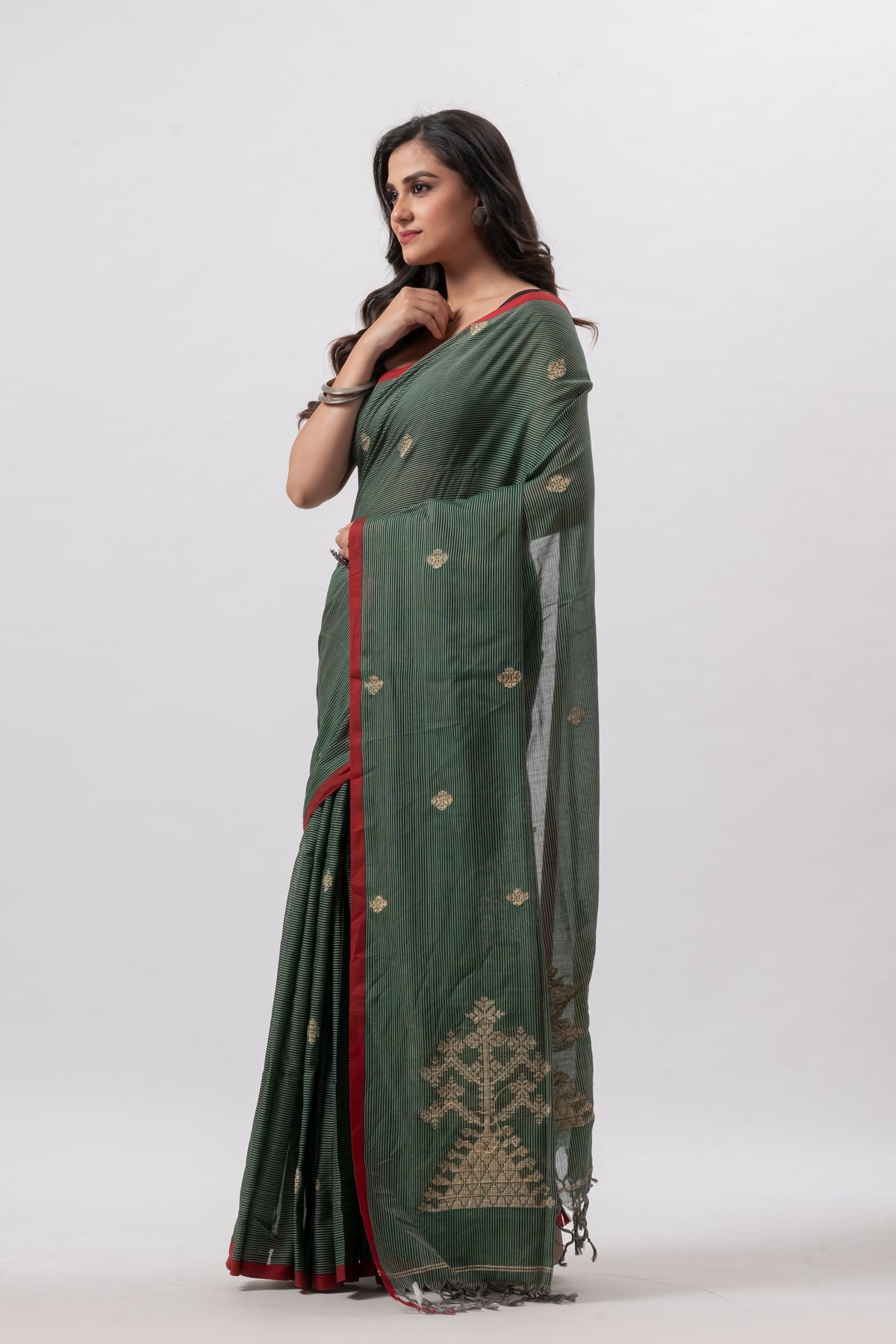 Green Bengal  Cotton Jamdani saree